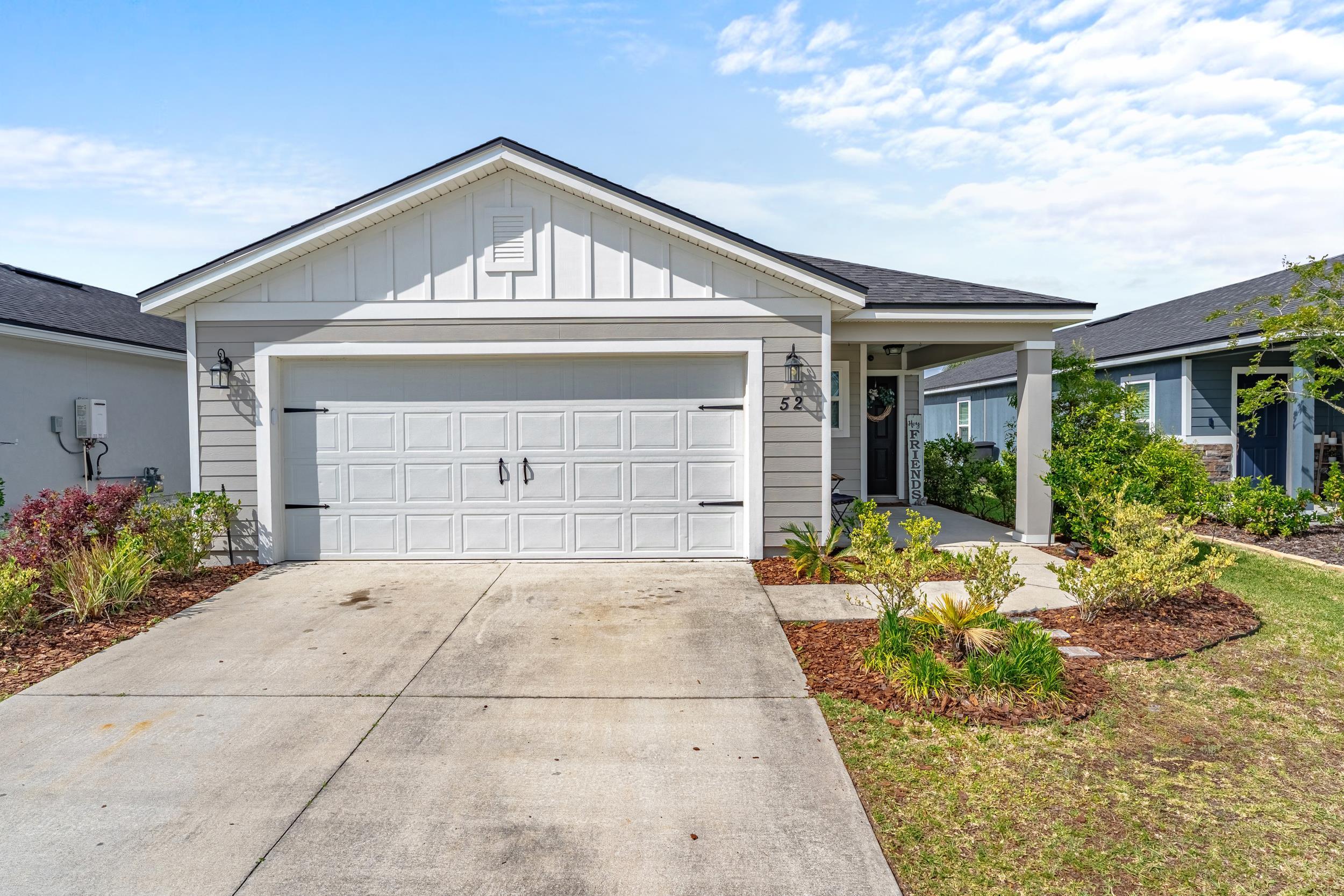 Image 3 of 38 For 52 Newland Ct