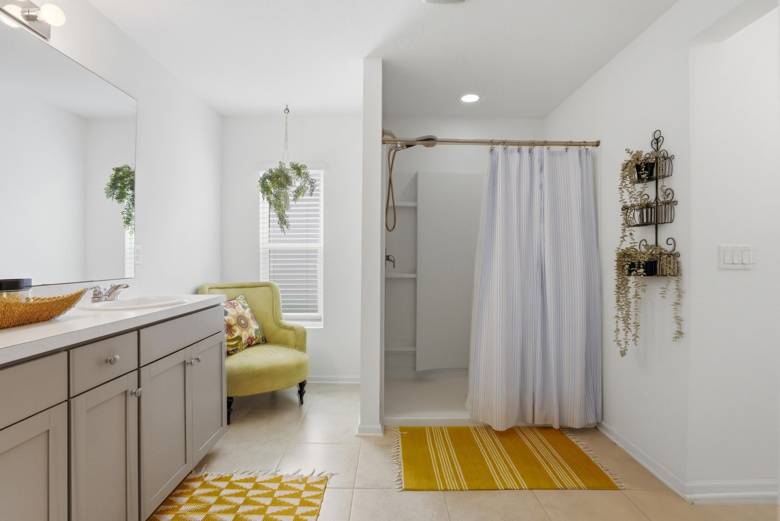 Image 30 of 38 For 52 Newland Ct