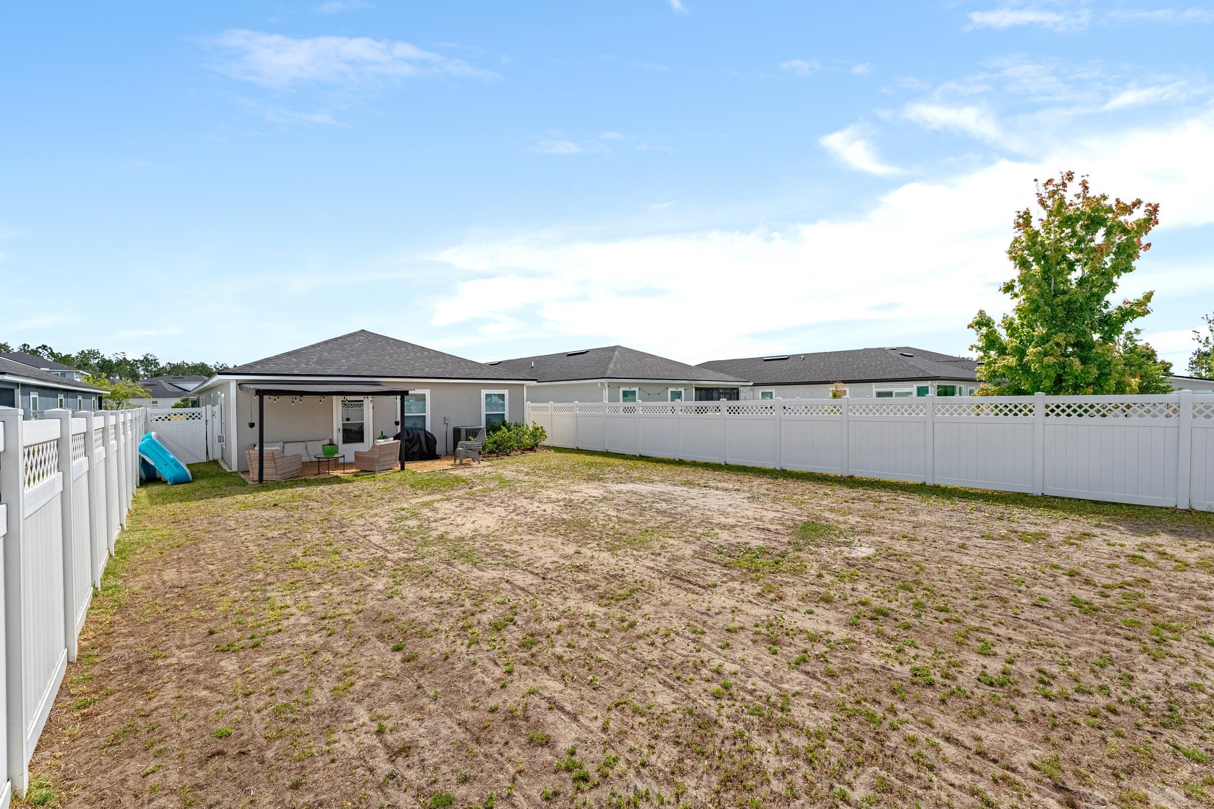 Image 35 of 38 For 52 Newland Ct