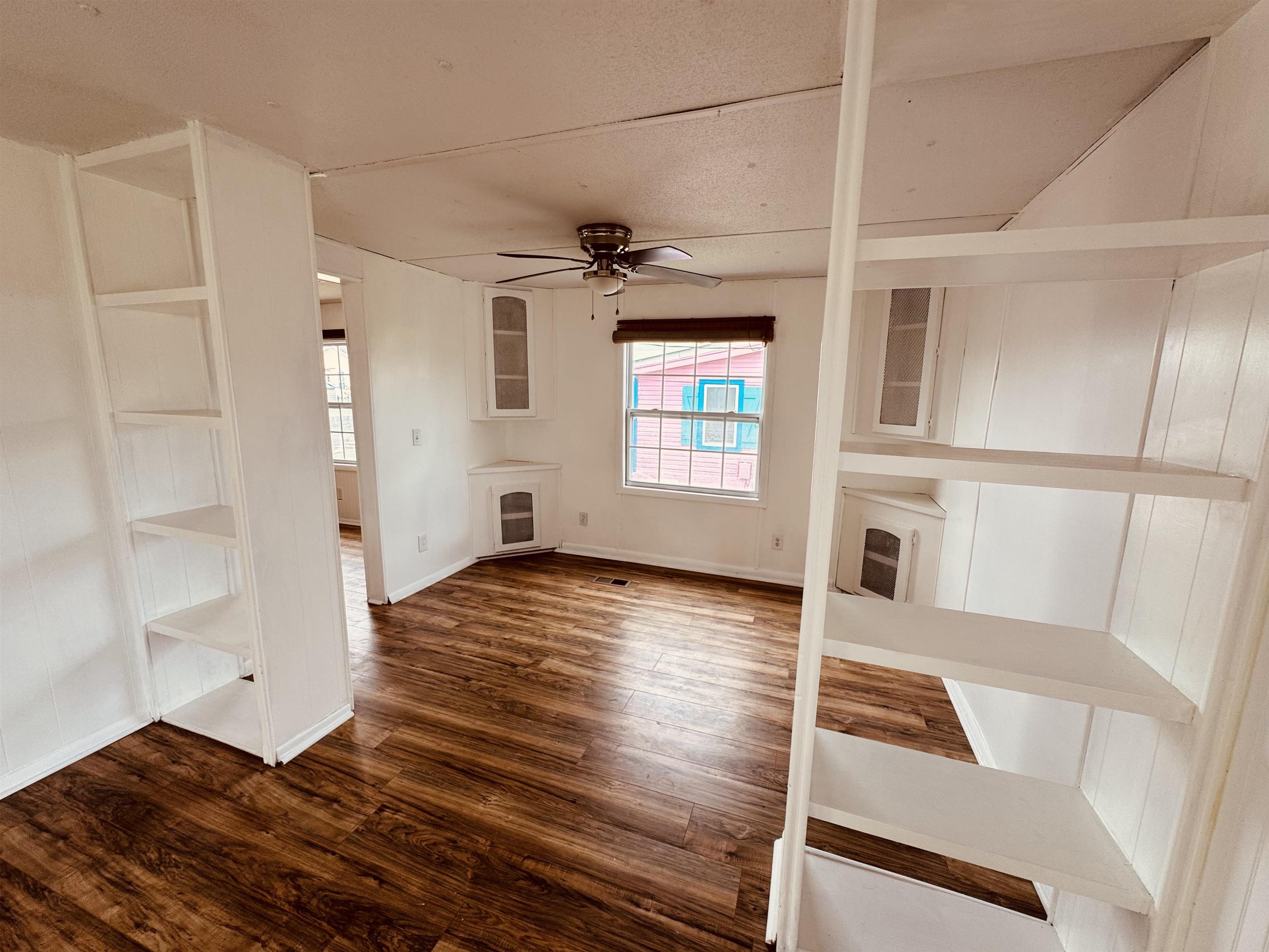 Image 13 of 23 For 267 Basque Road