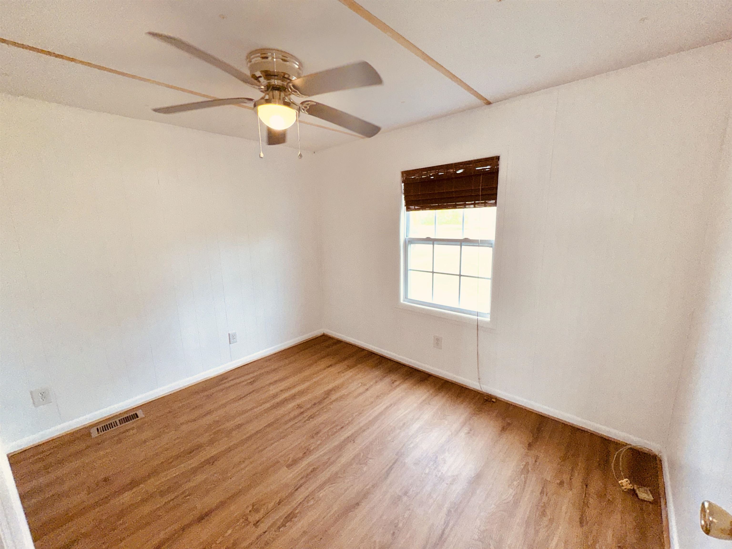 Image 20 of 23 For 267 Basque Road