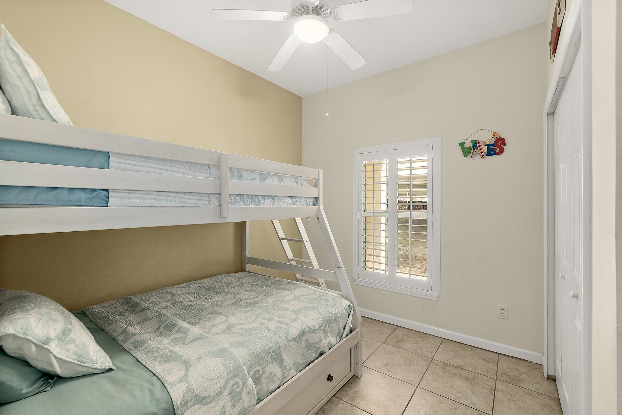 Image 31 of 35 For 264 Gibraltar Ct  101