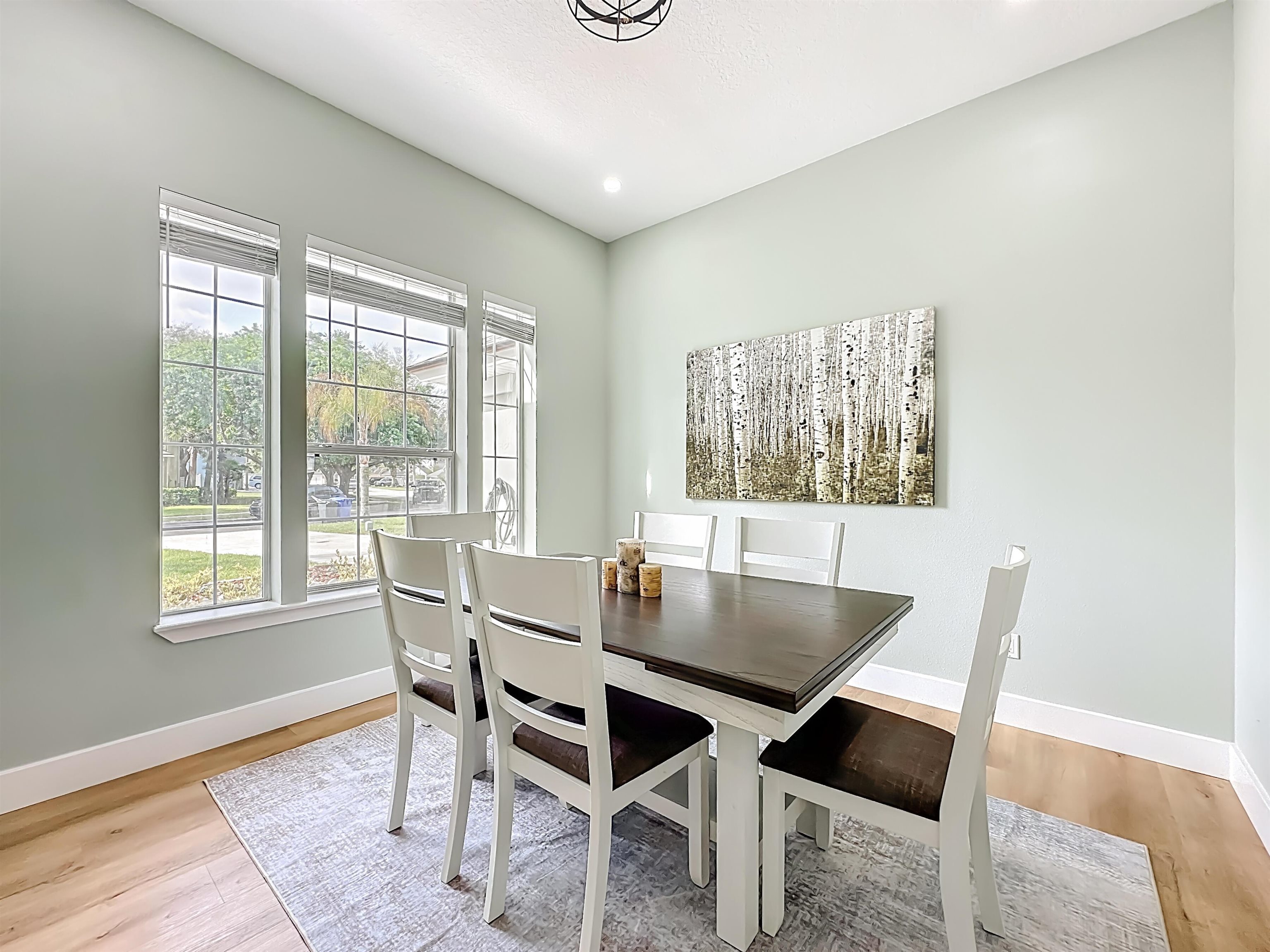 Image 12 of 56 For 328 Summercove Cir