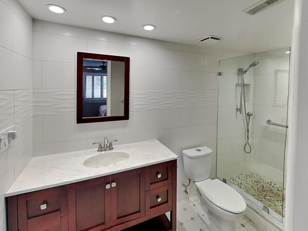 Image 15 of 31 For 4250 A1a Unit K12 S