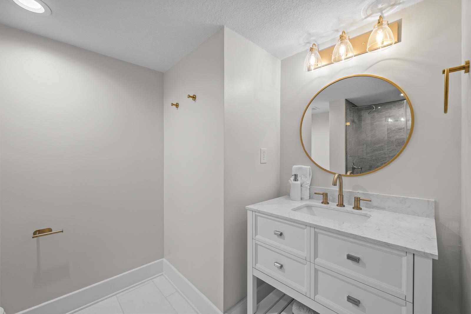 Image 22 of 53 For 7870 A1a S 311  311