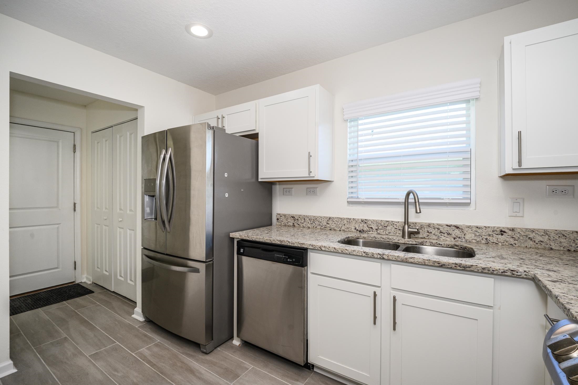 Image 15 of 69 For 451 Sawmill Landing Dr