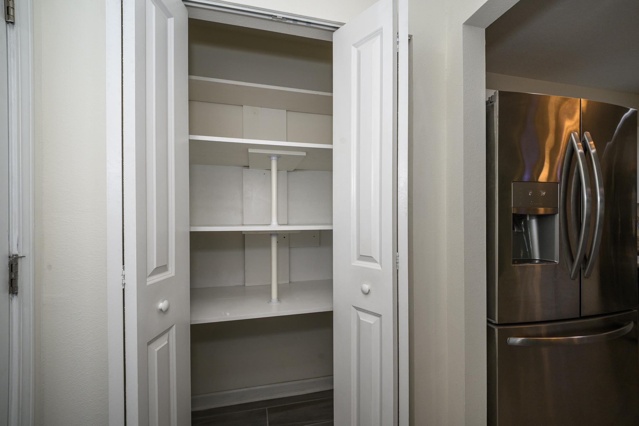 Image 17 of 69 For 451 Sawmill Landing Dr