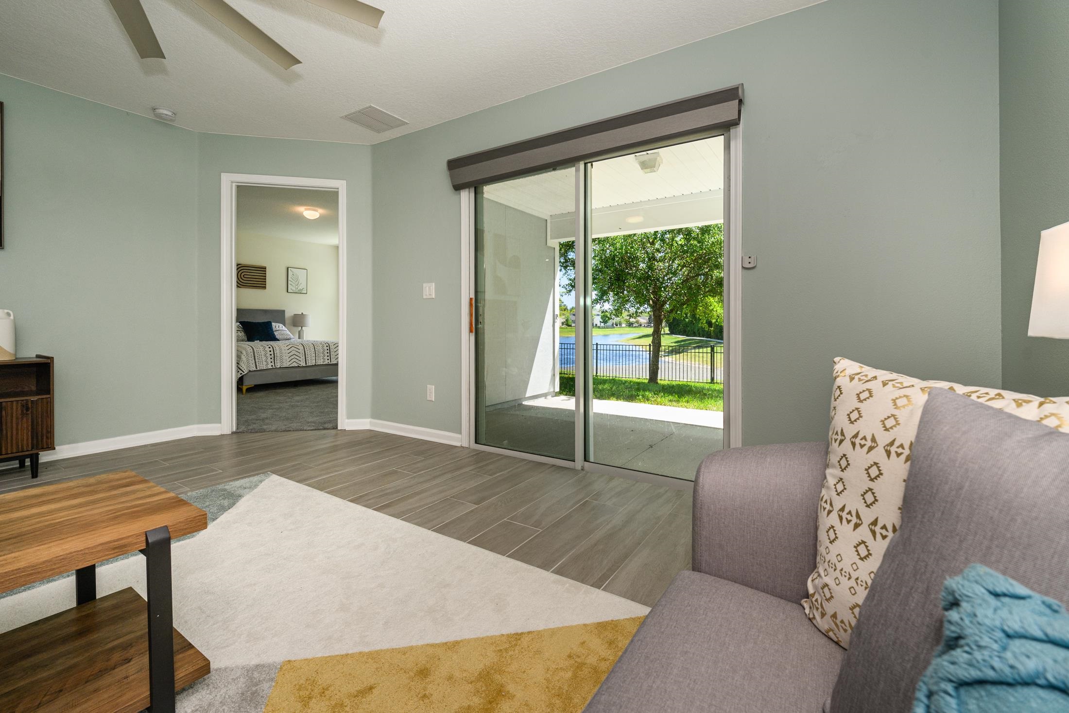 Image 21 of 69 For 451 Sawmill Landing Dr