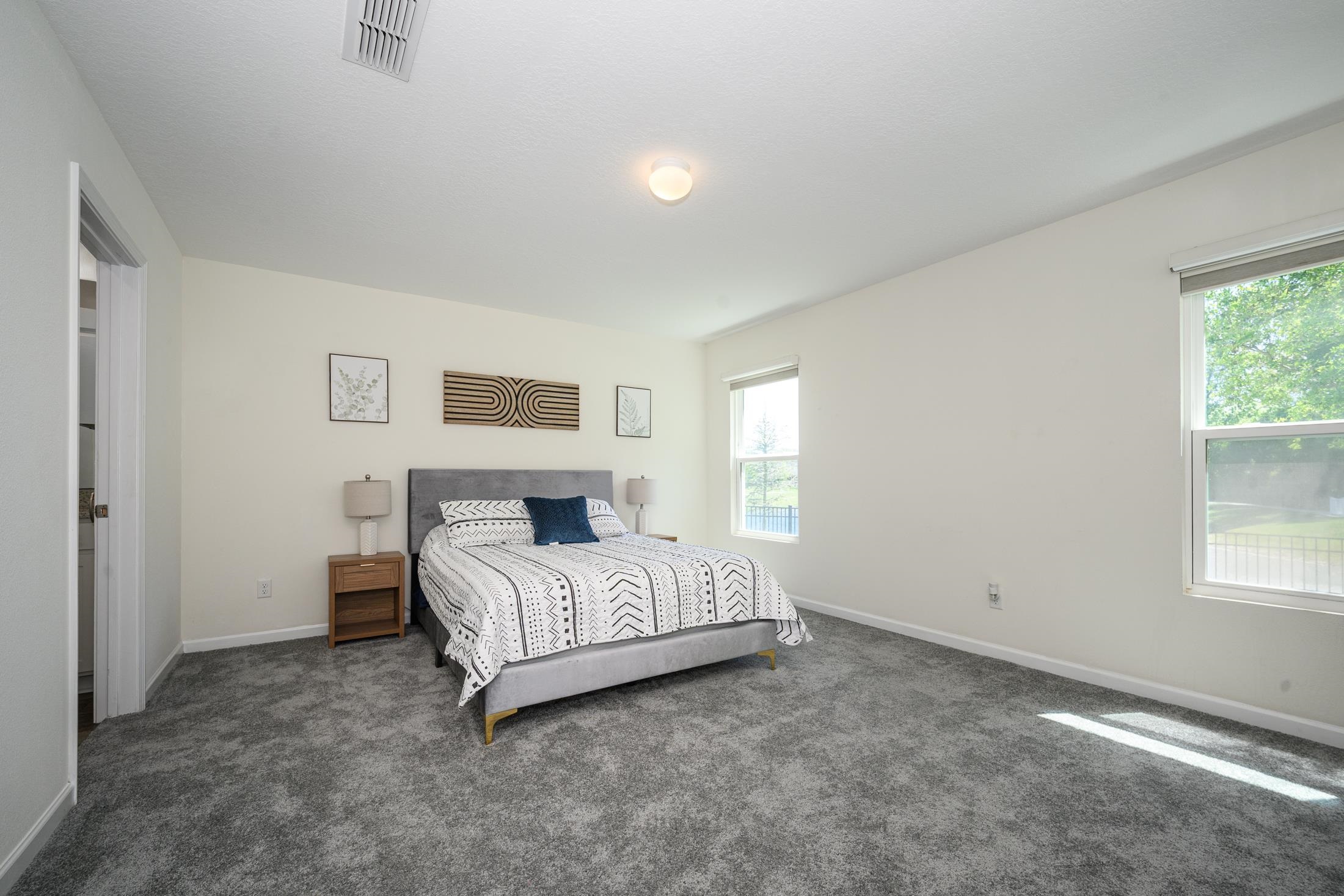 Image 22 of 69 For 451 Sawmill Landing Dr