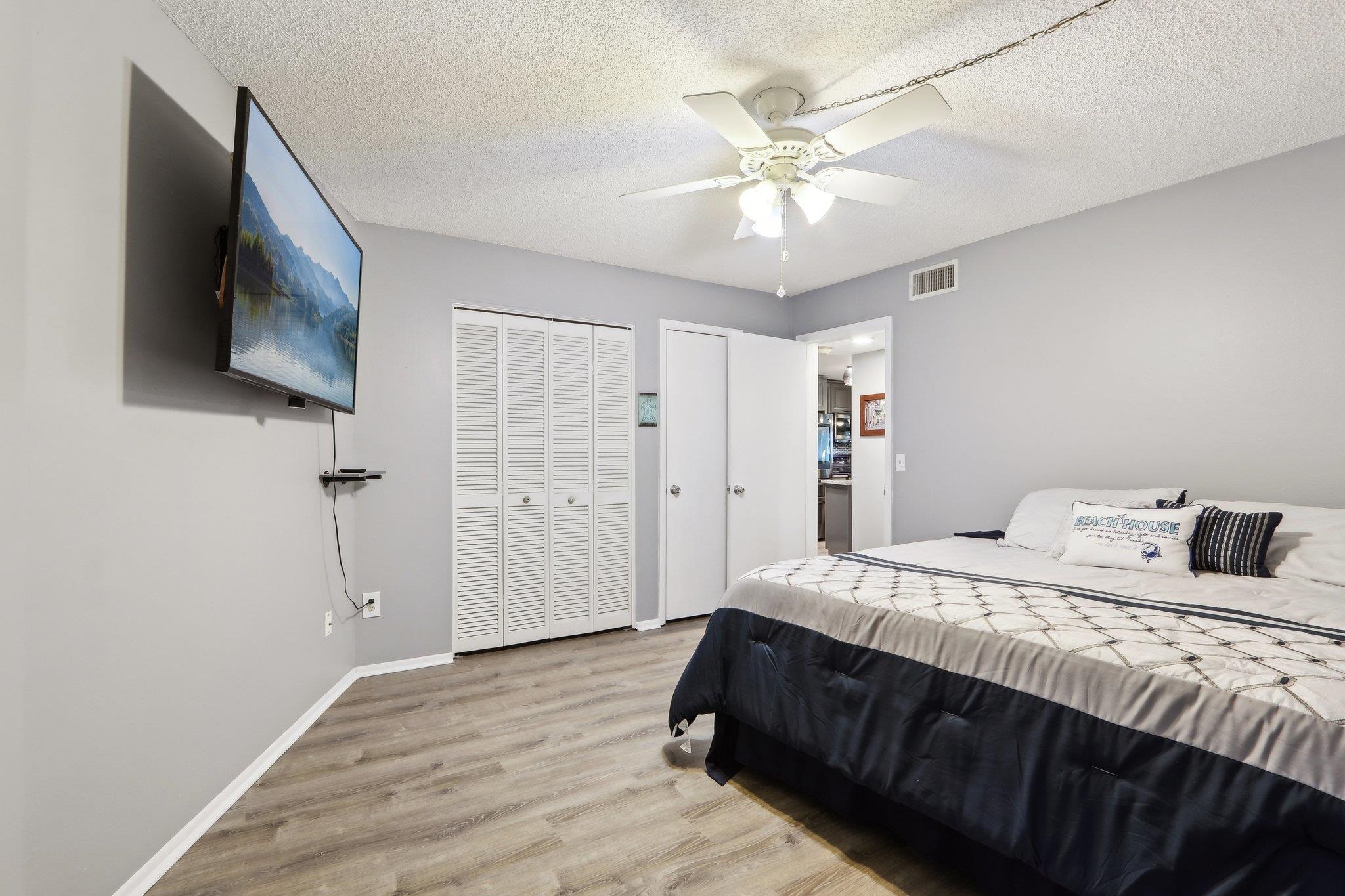 Image 13 of 52 For 105 Caribe Vista Way