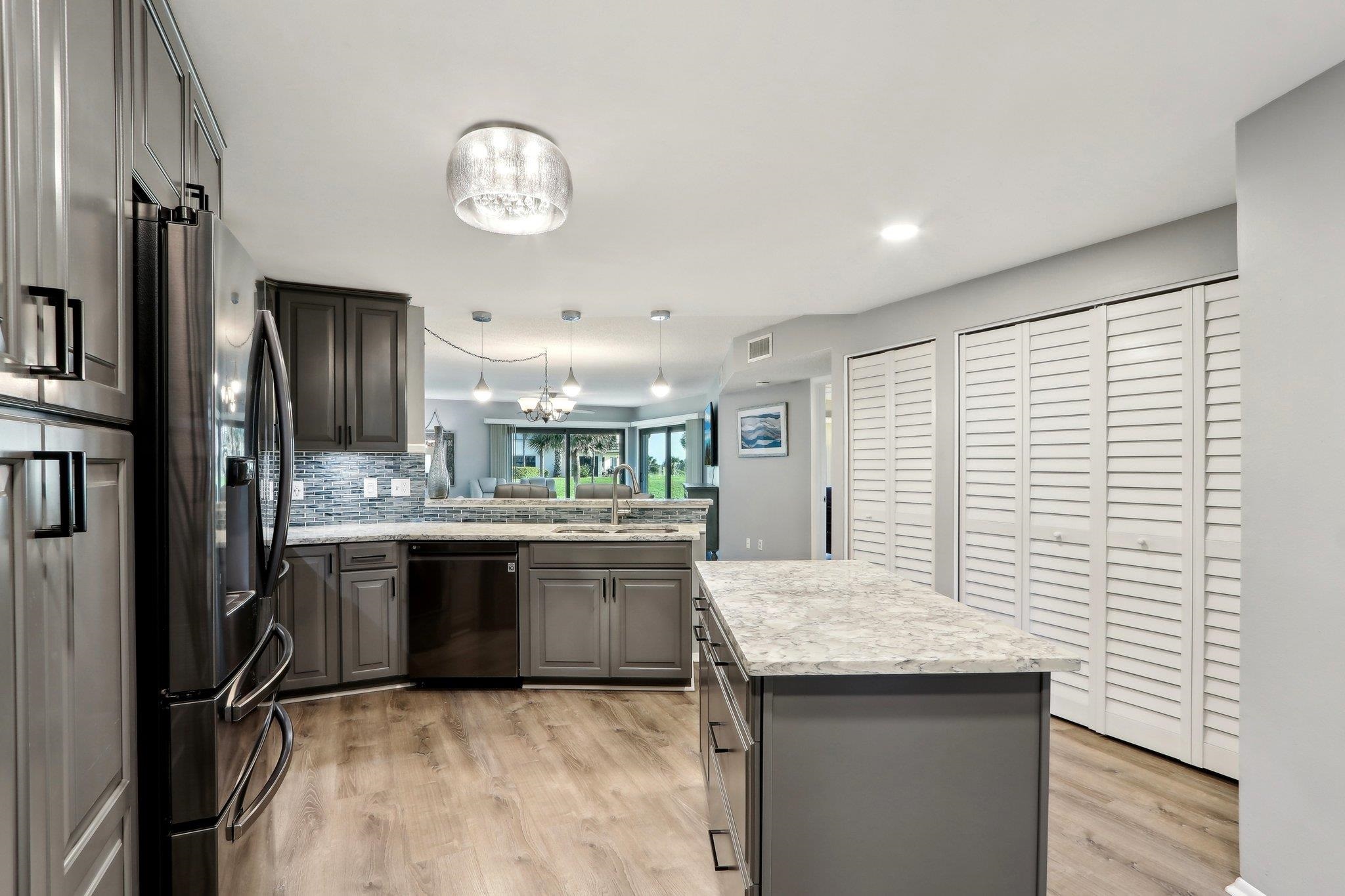 Image 4 of 52 For 105 Caribe Vista Way