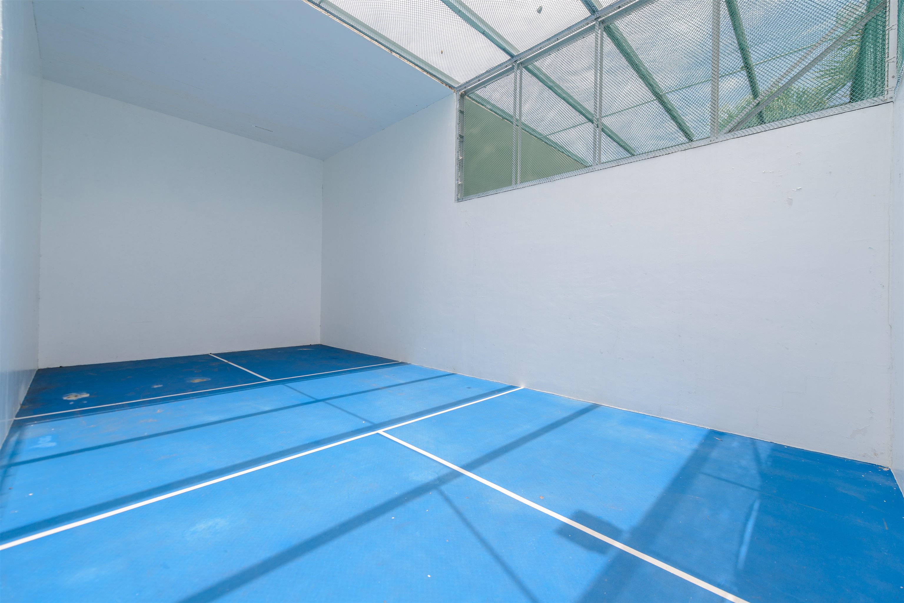 Image 43 of 52 For 105 Caribe Vista Way