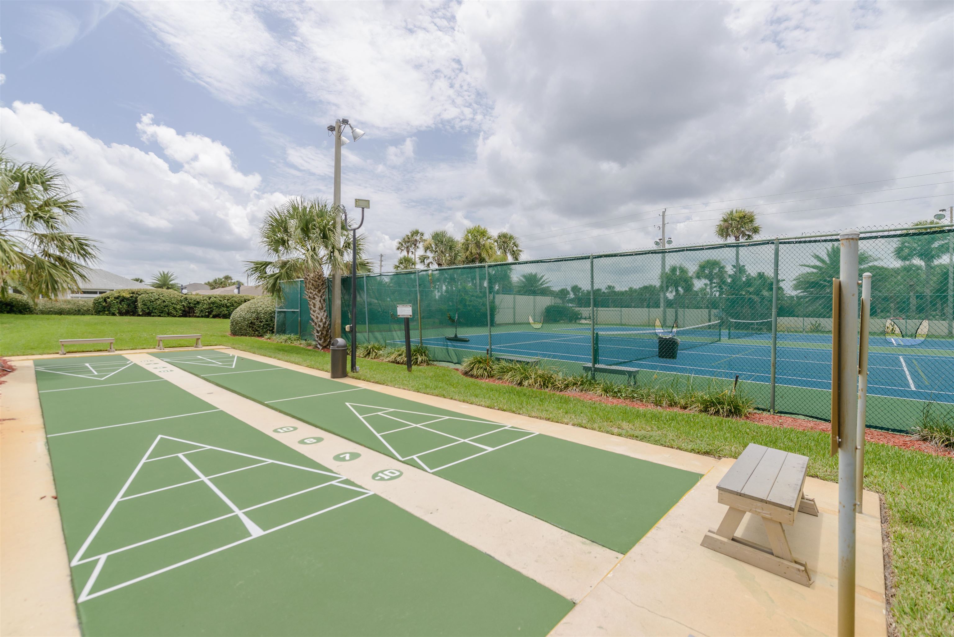 Image 44 of 52 For 105 Caribe Vista Way