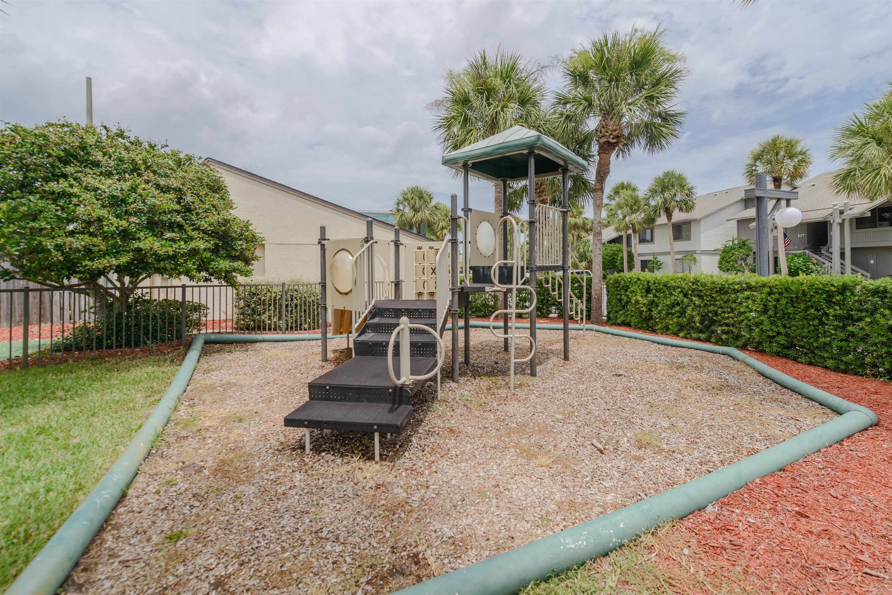 Image 47 of 52 For 105 Caribe Vista Way