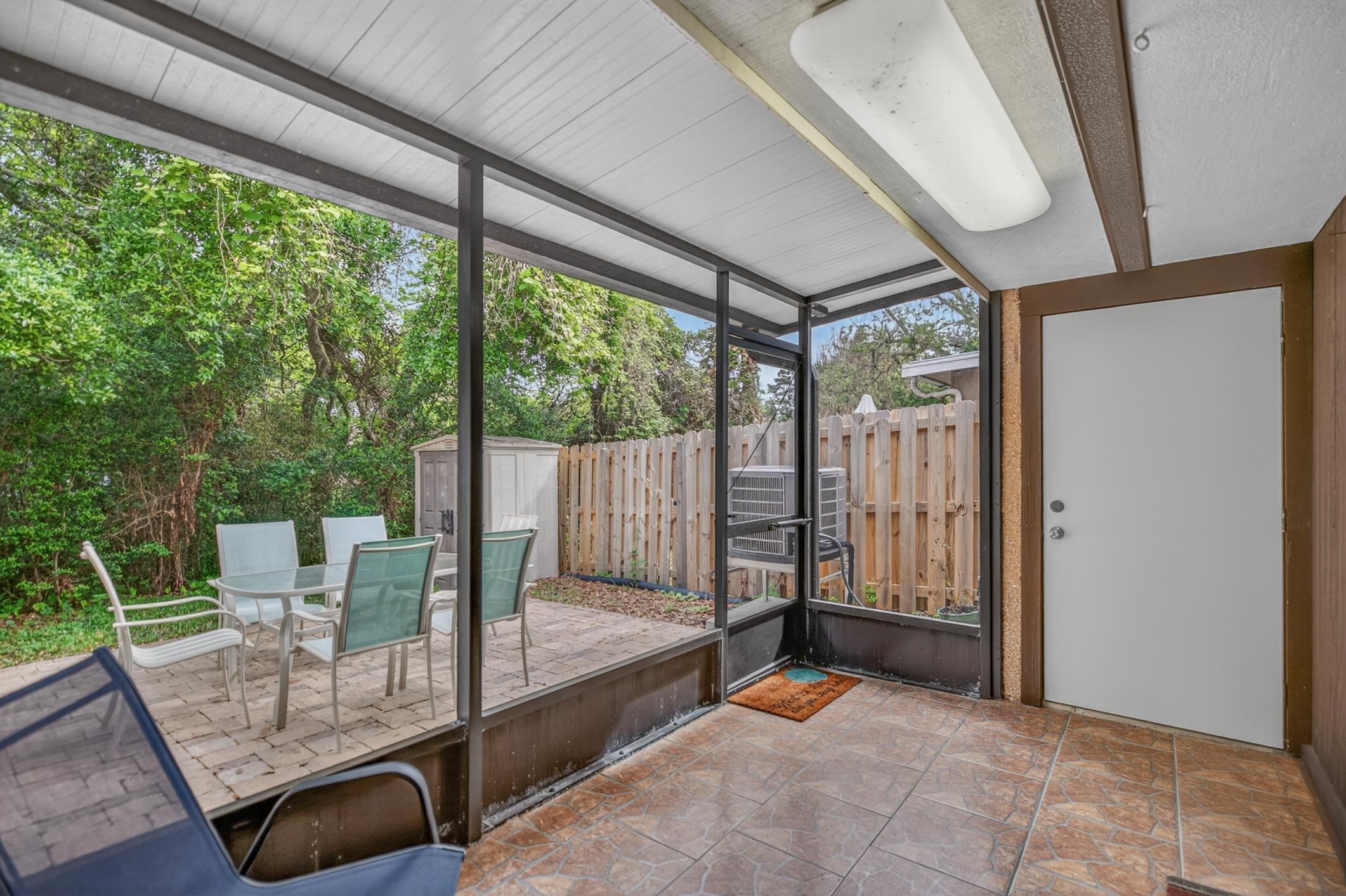 Image 23 of 47 For 2603 Seagate Lane N