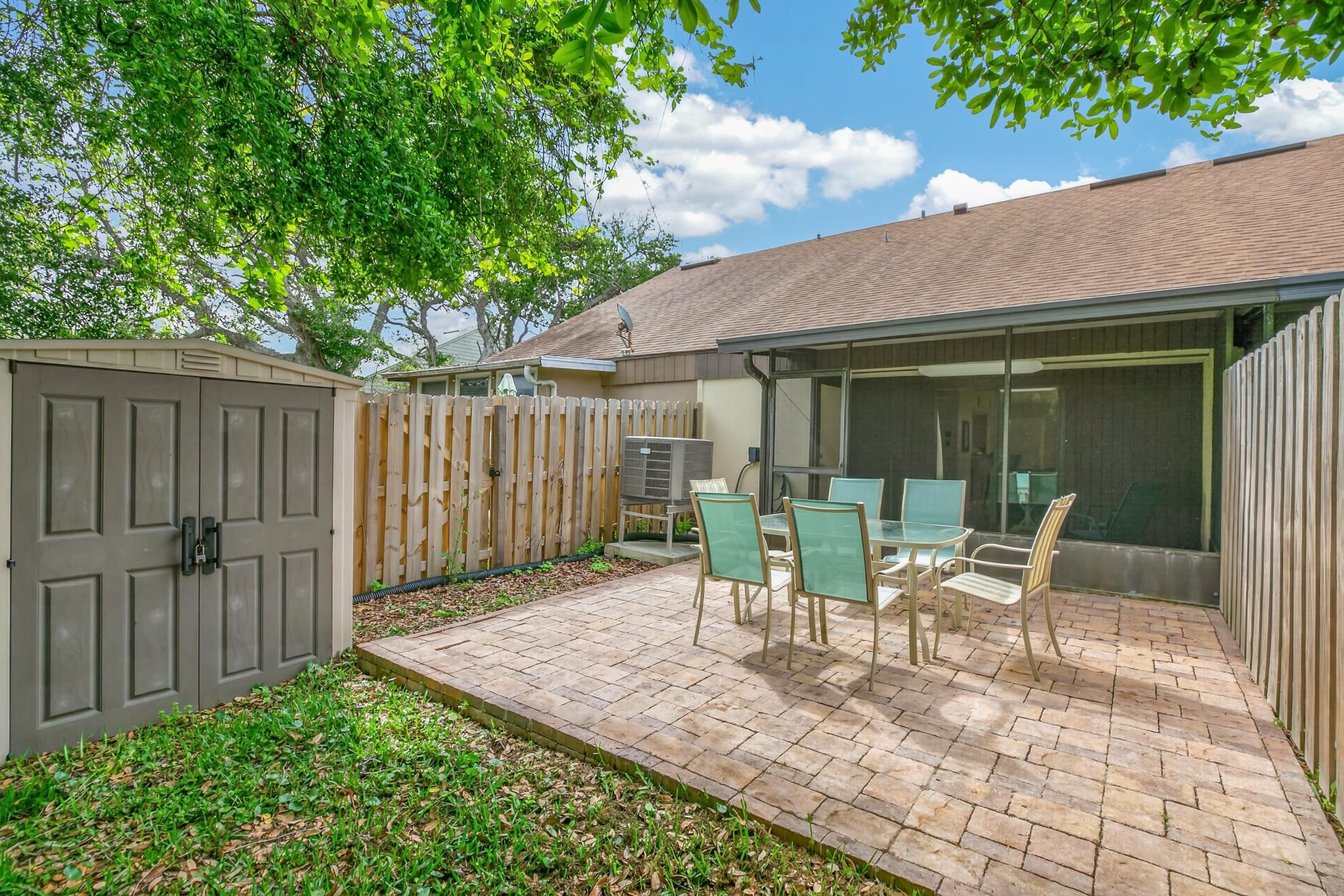 Image 27 of 47 For 2603 Seagate Lane N