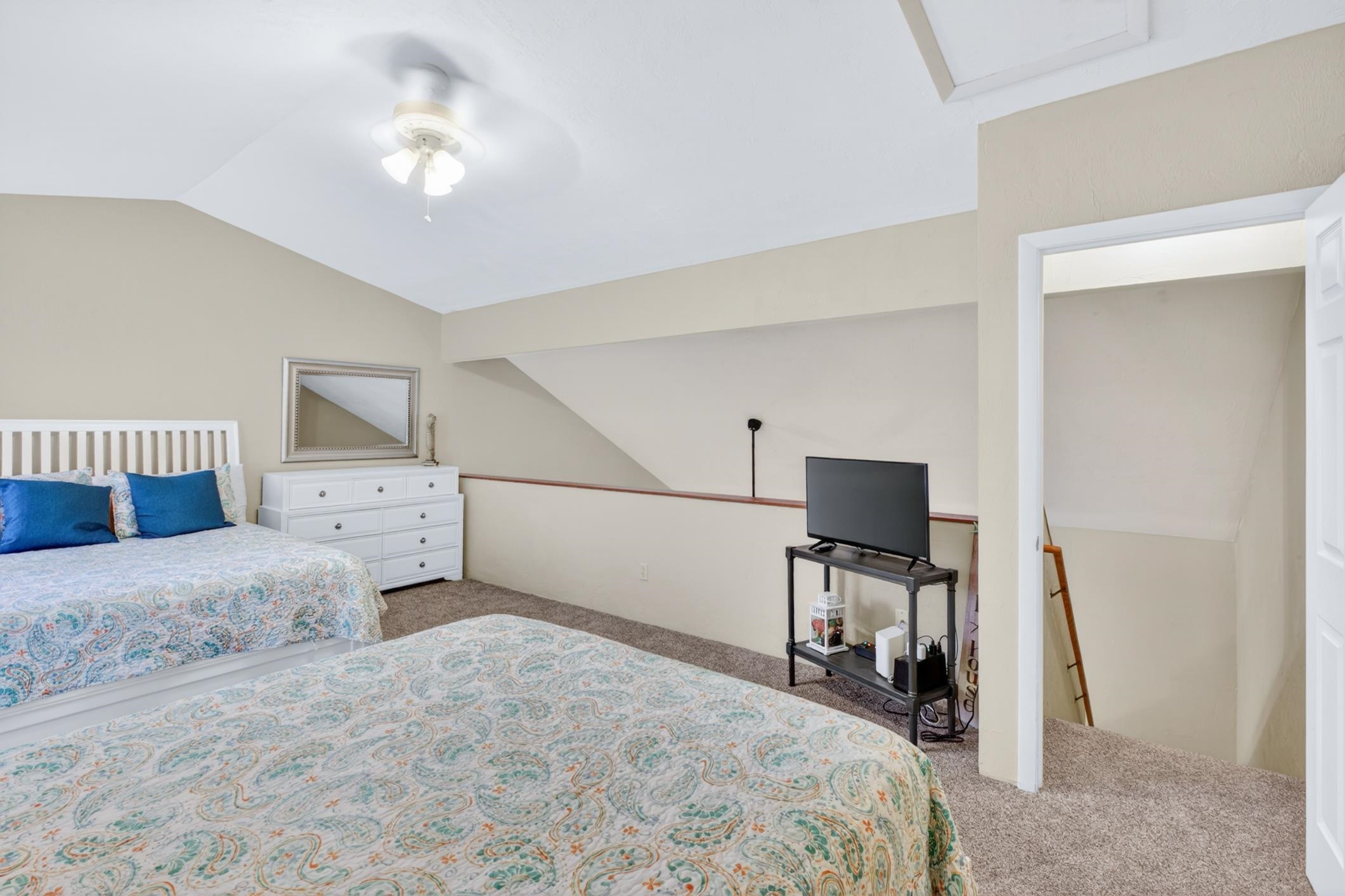 Image 41 of 47 For 2603 Seagate Lane N