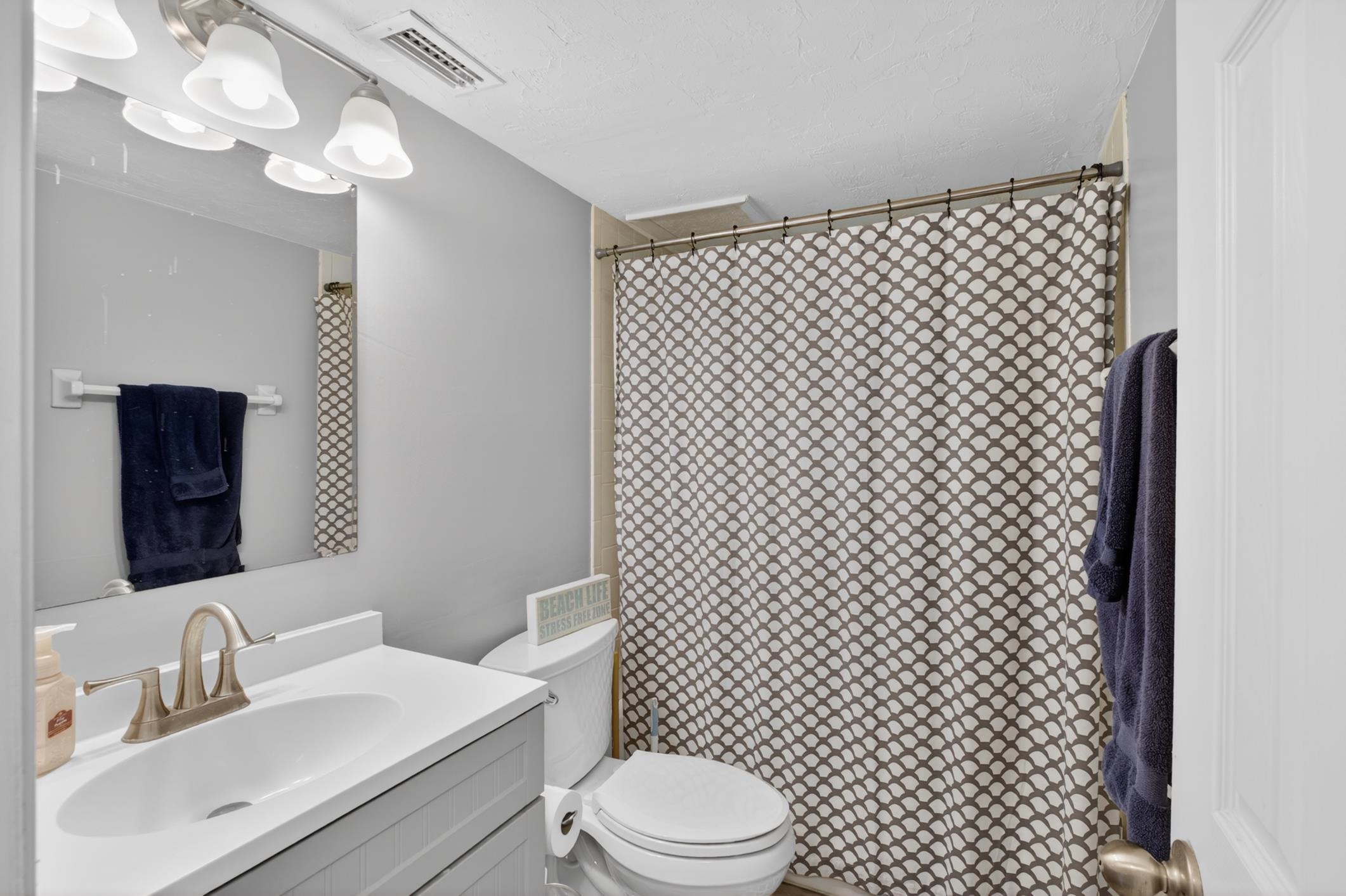 Image 8 of 47 For 2603 Seagate Lane N