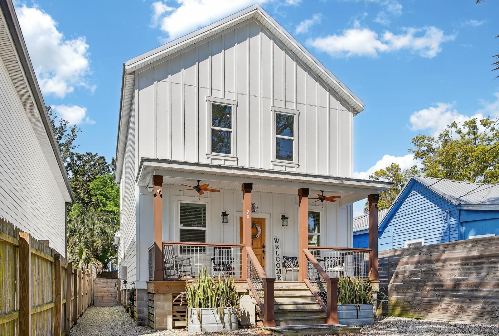 Image 3 of 70 For 70 Oneida St