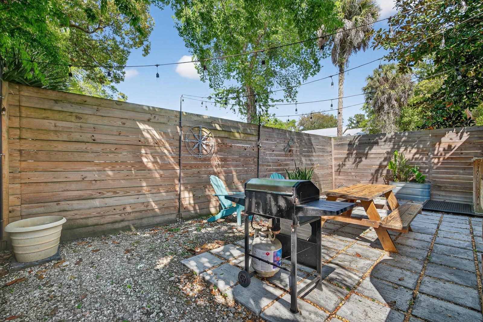 Image 54 of 70 For 70 Oneida St