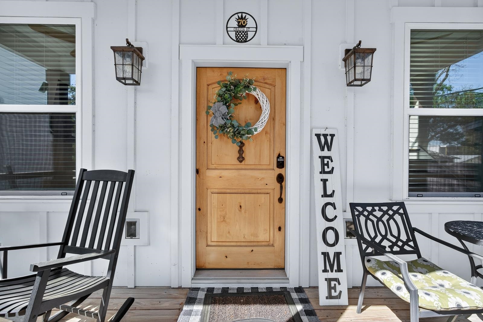 Image 6 of 70 For 70 Oneida St