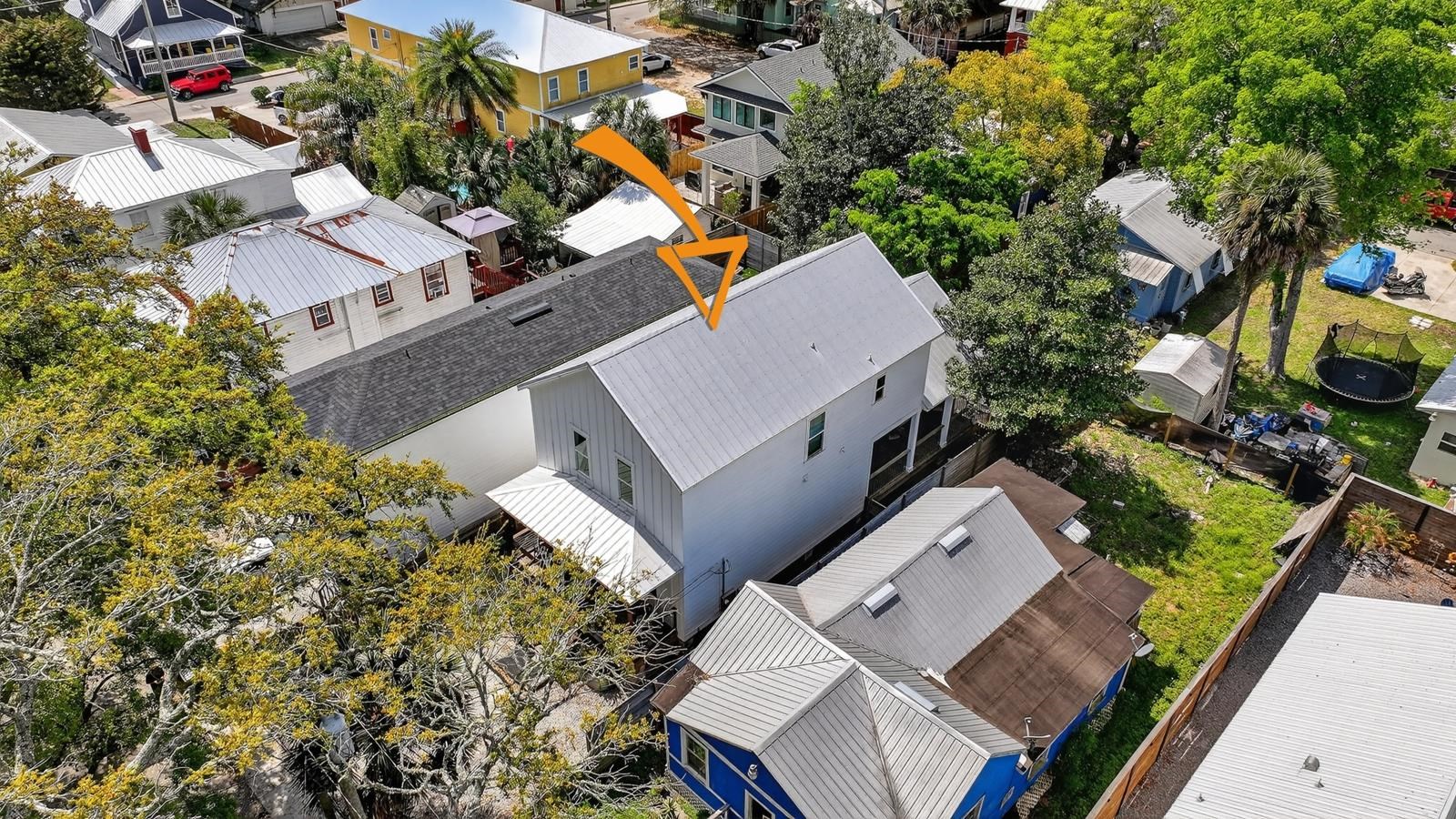 Image 64 of 70 For 70 Oneida St