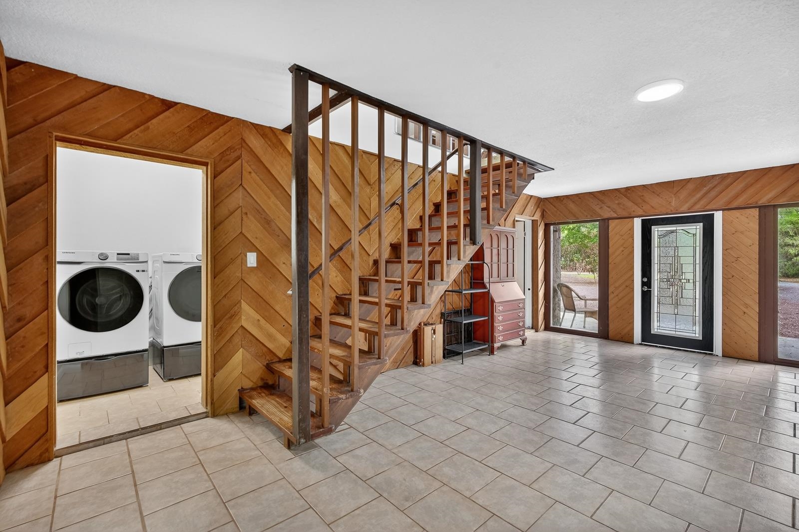 Image 11 of 72 For 5301 Church Rd