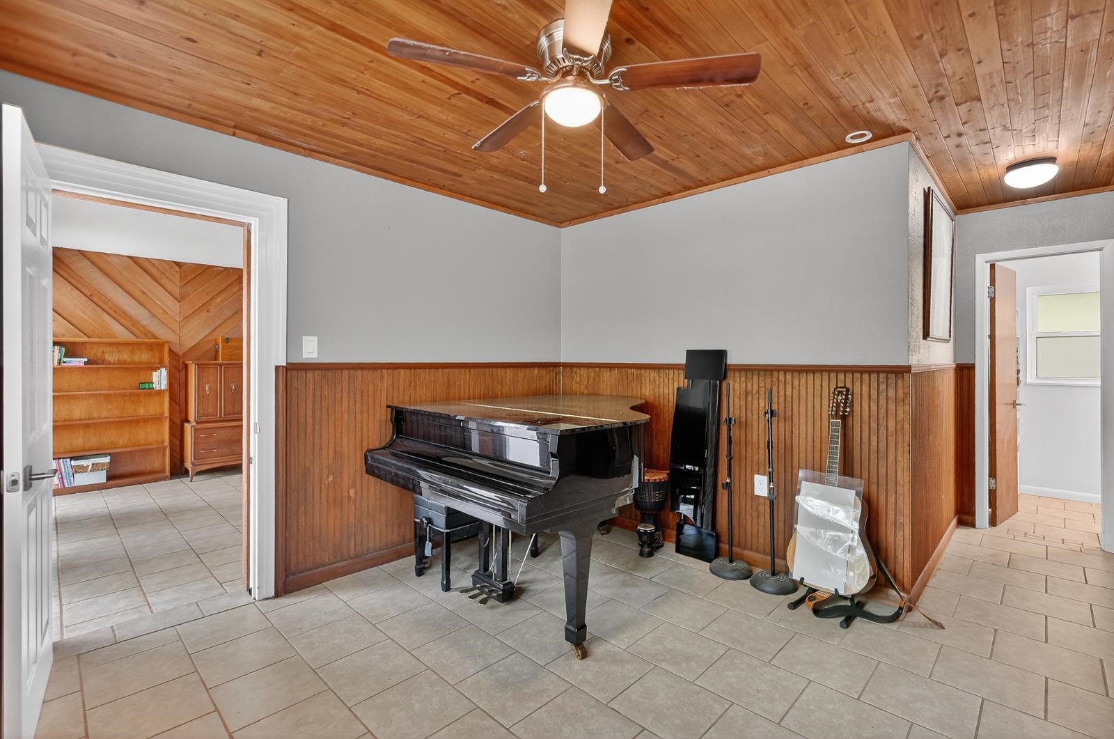 Image 14 of 72 For 5301 Church Rd