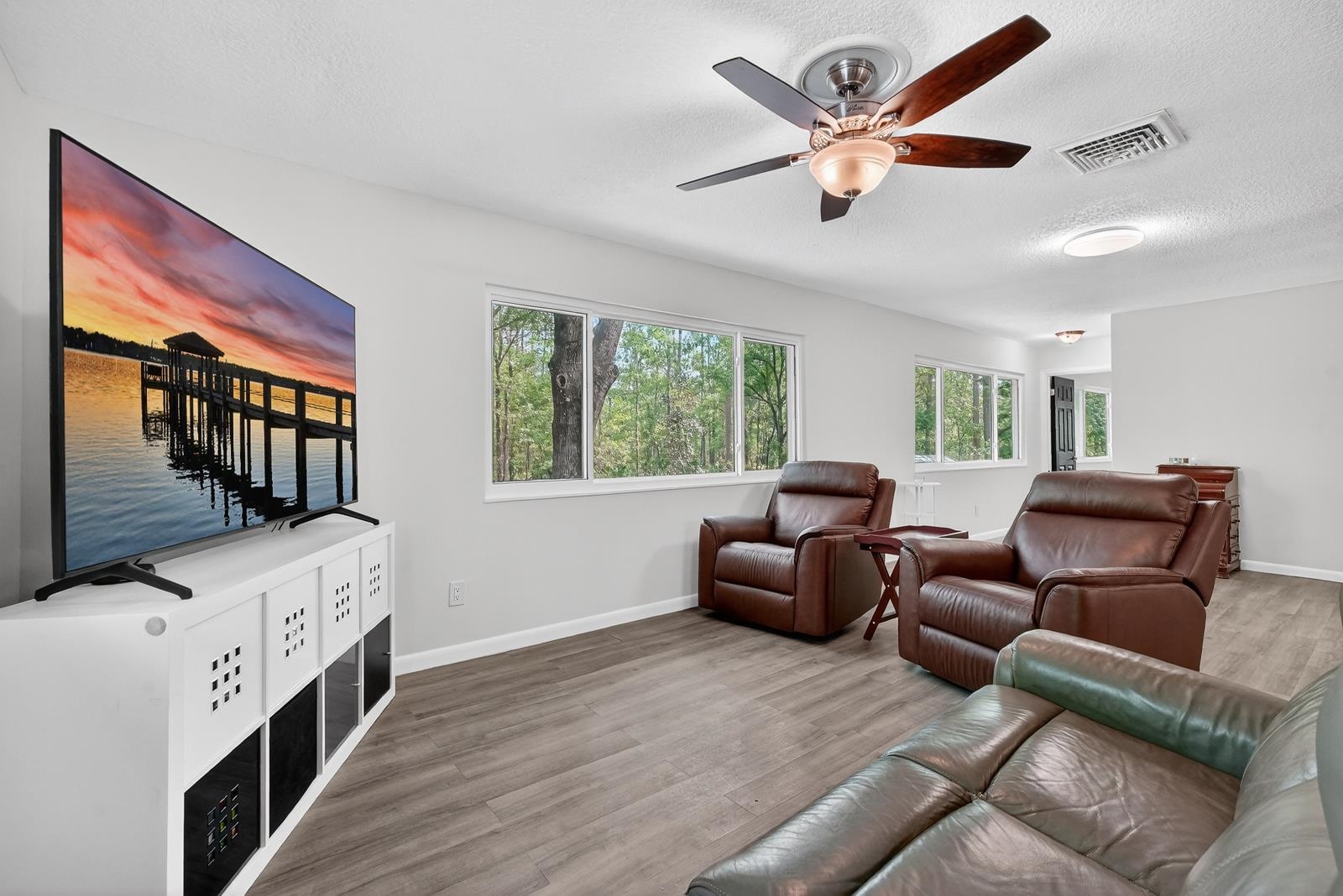 Image 20 of 72 For 5301 Church Rd