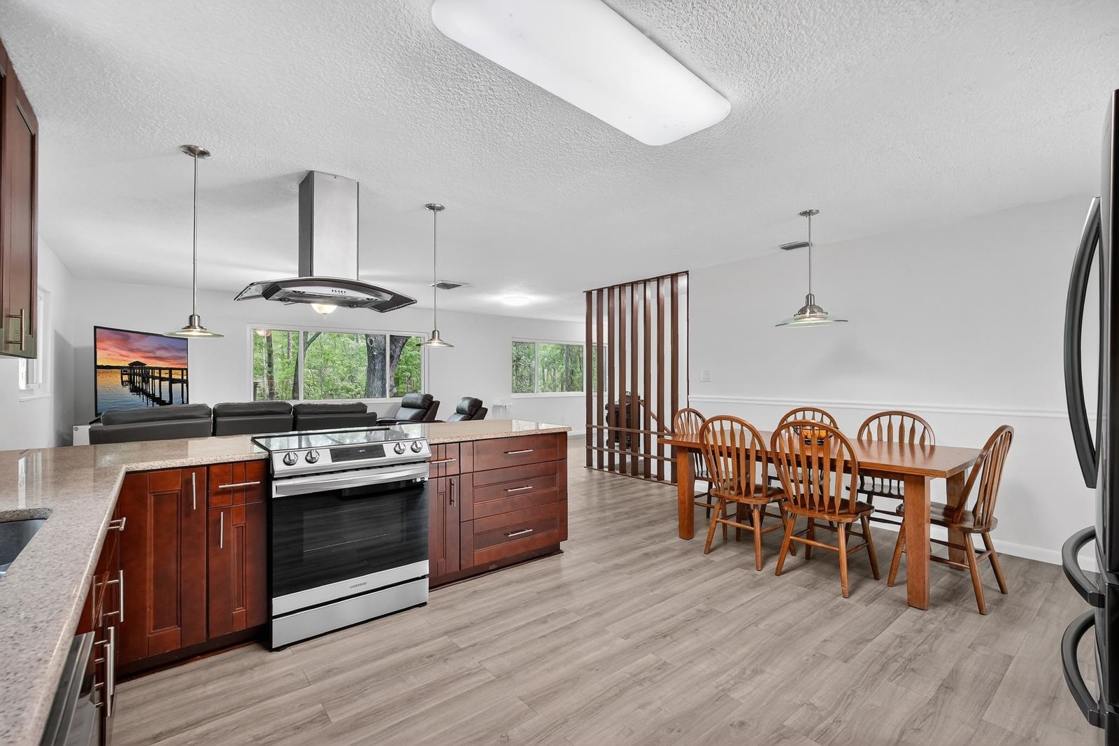 Image 25 of 72 For 5301 Church Rd