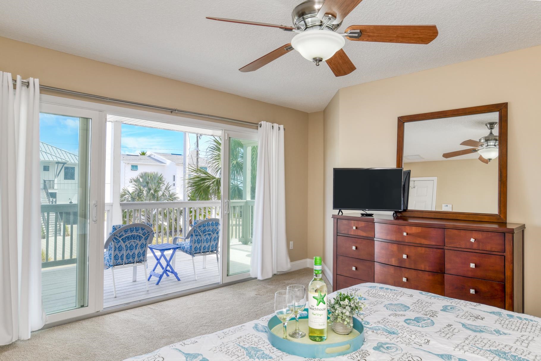 Image 18 of 47 For 5067 Atlantic View