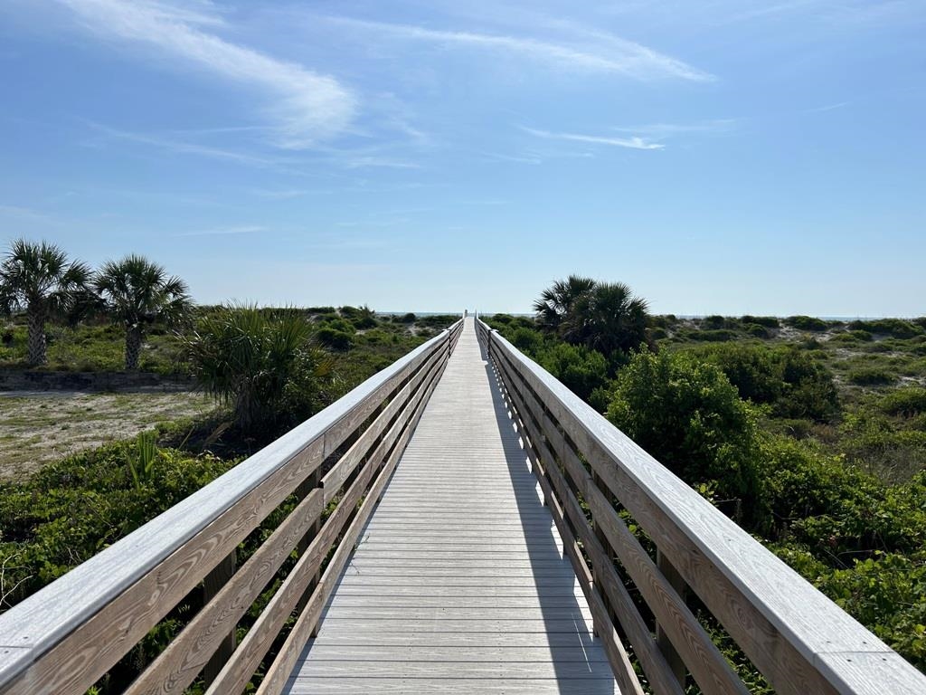 Image 46 of 47 For 5067 Atlantic View