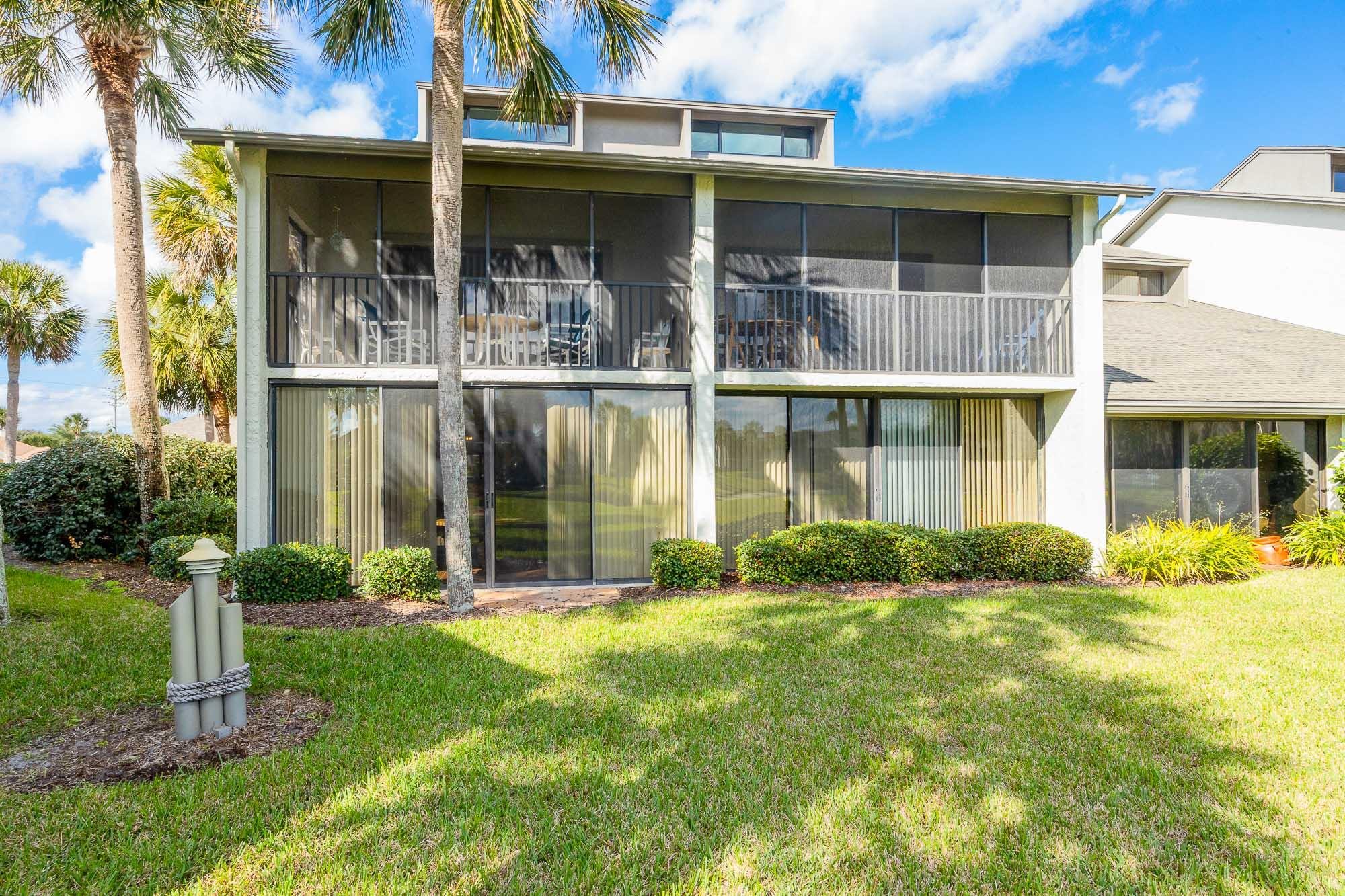 Image 52 of 79 For 98 Village Del Lago Cir