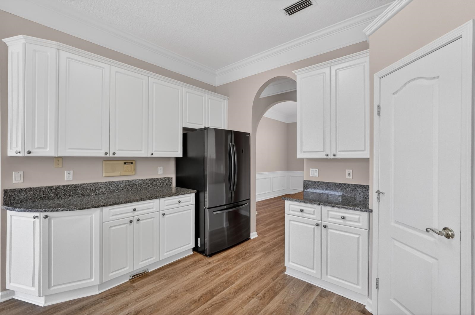 Image 24 of 57 For 1104 Hideaway Dr