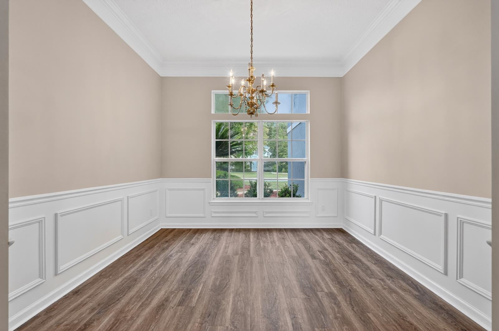 Image 27 of 57 For 1104 Hideaway Dr