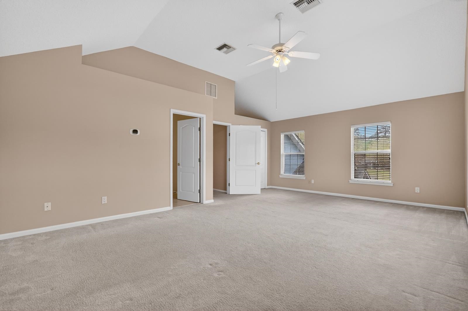 Image 40 of 57 For 1104 Hideaway Dr