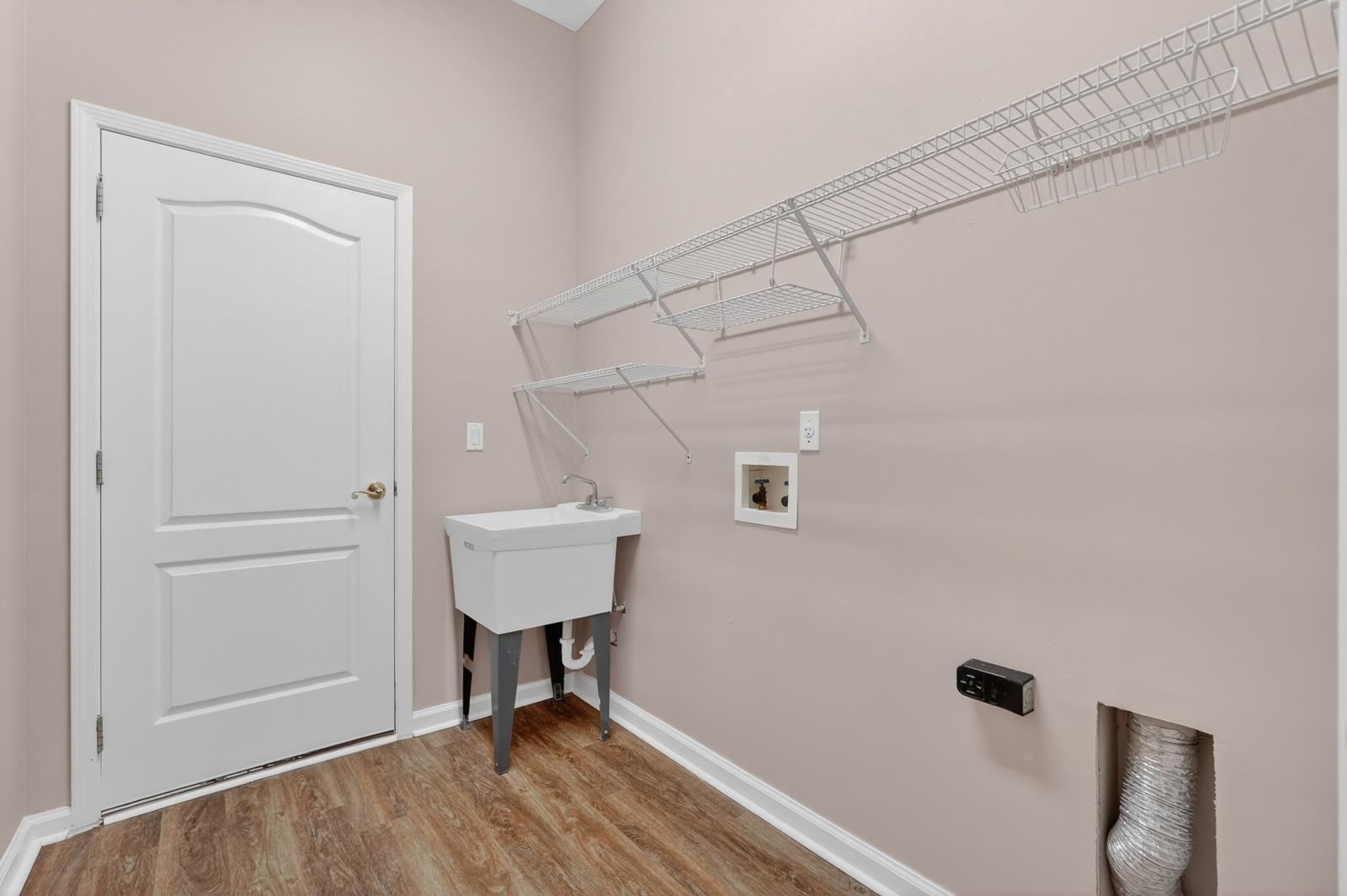 Image 42 of 57 For 1104 Hideaway Dr