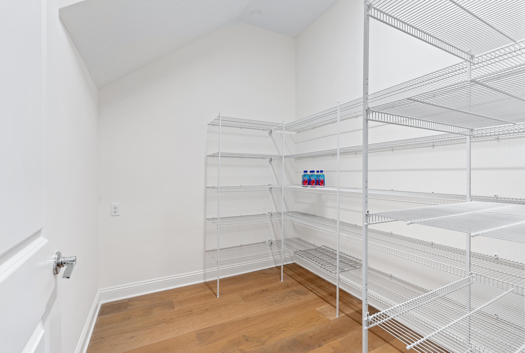 Image 24 of 98 For 164 Tesoro Terrace