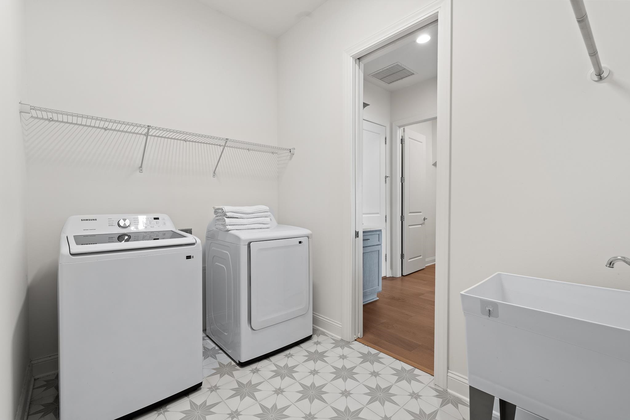 Image 25 of 98 For 164 Tesoro Terrace