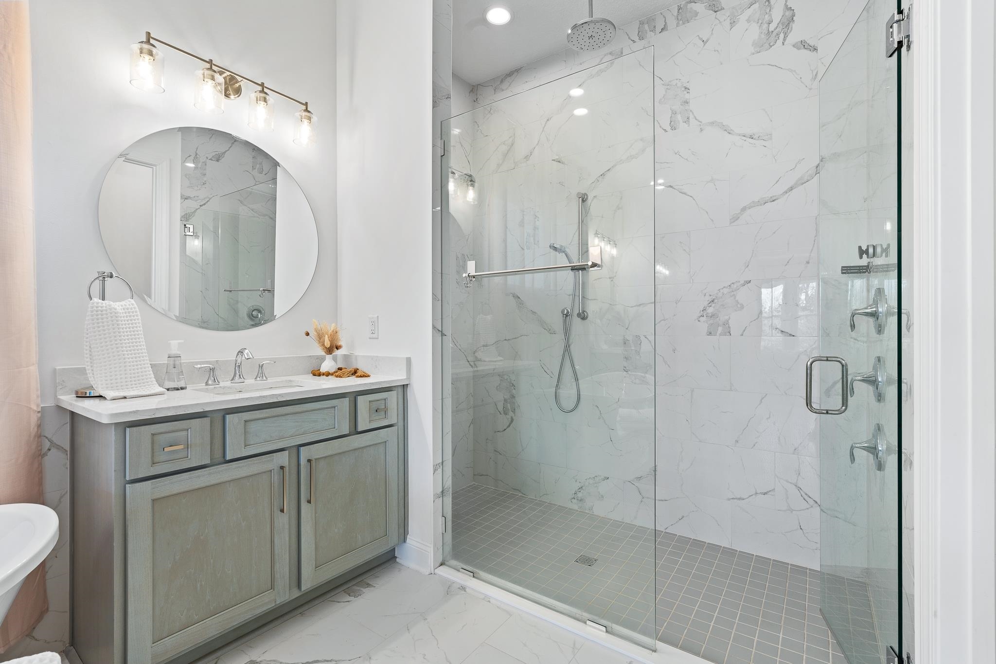 Image 32 of 98 For 164 Tesoro Terrace