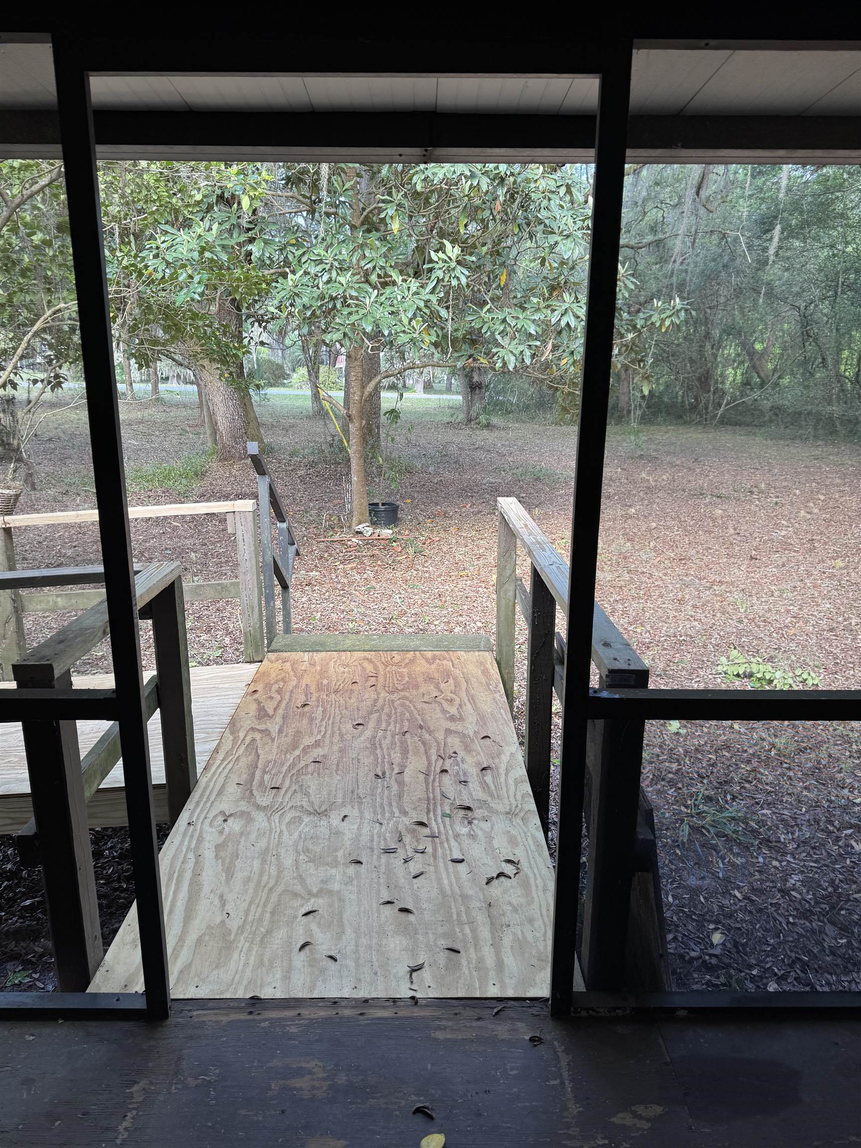 Image 15 of 20 For 608 Coral Farms Rd