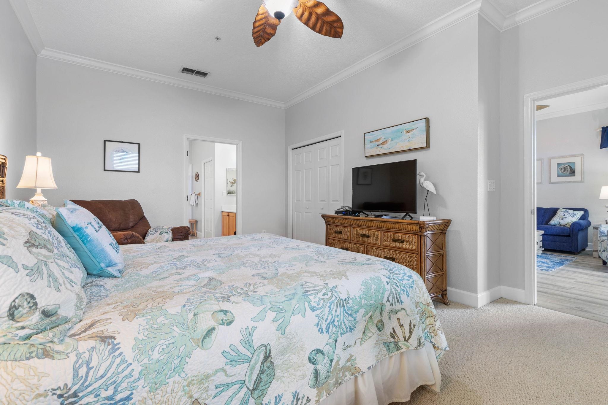 Image 26 of 85 For 800 Cinnamon Beach Way  721