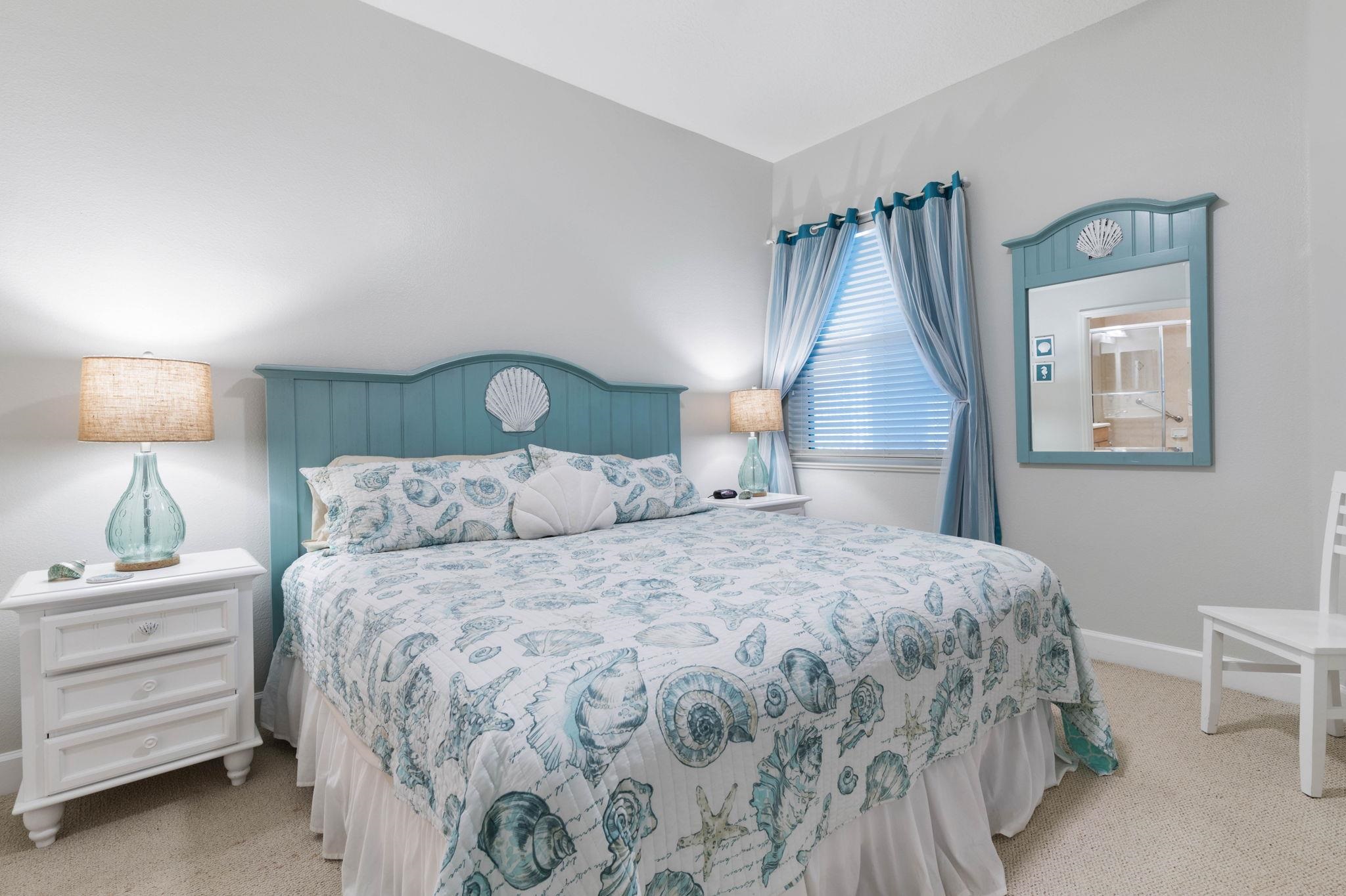 Image 33 of 85 For 800 Cinnamon Beach Way  721