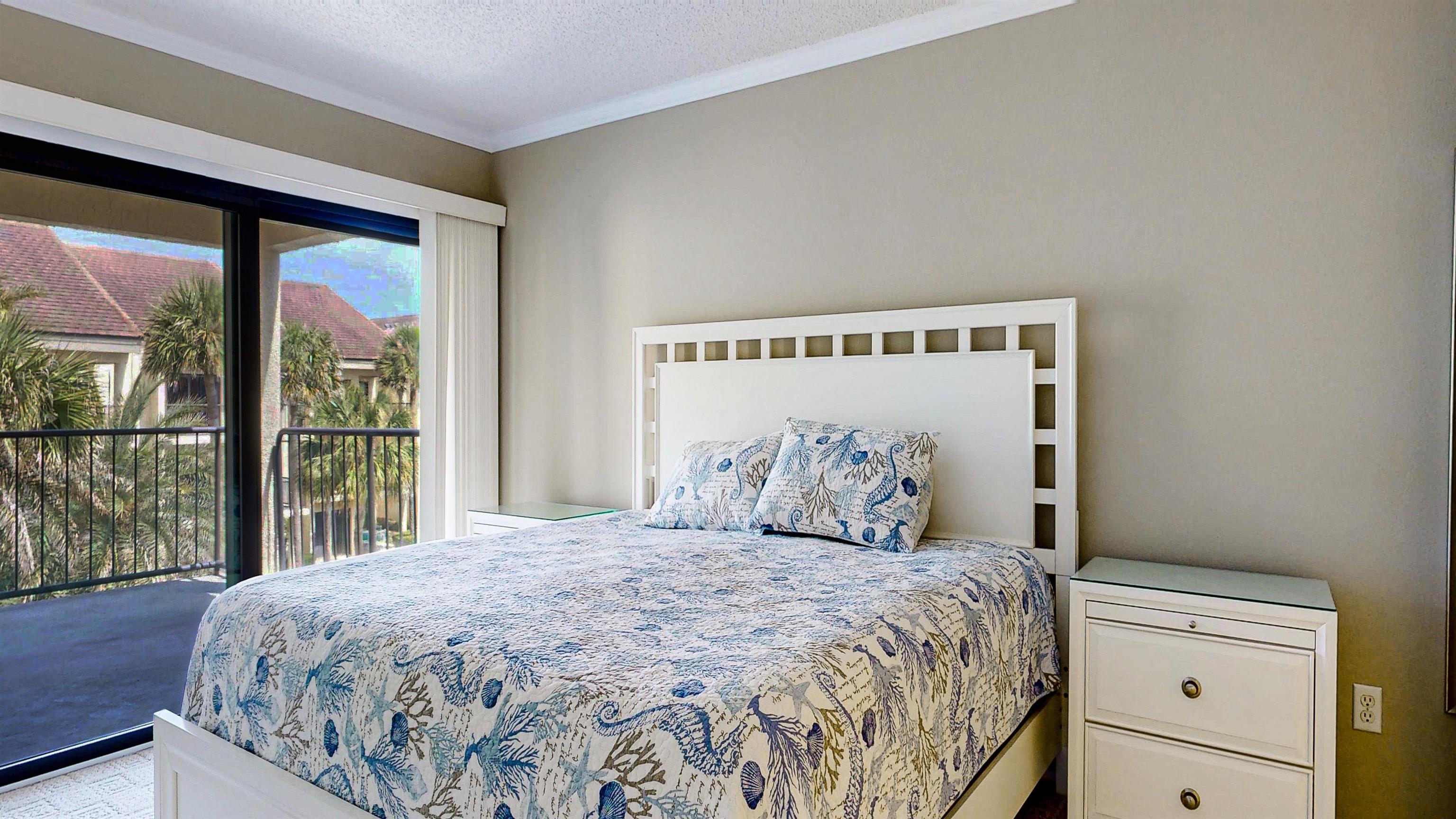 Image 17 of 44 For 302 Aegean Vista Way