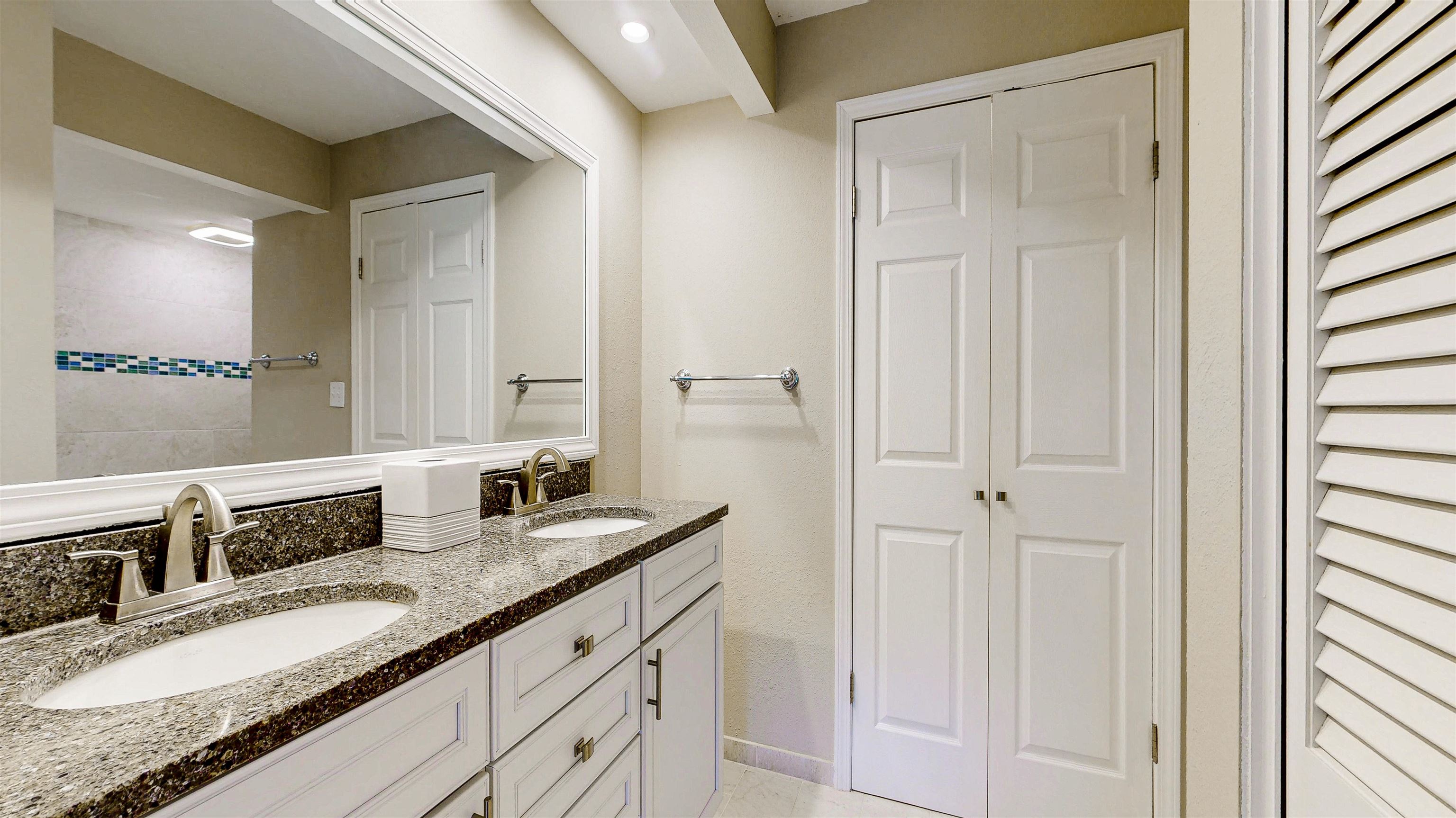 Image 22 of 44 For 302 Aegean Vista Way