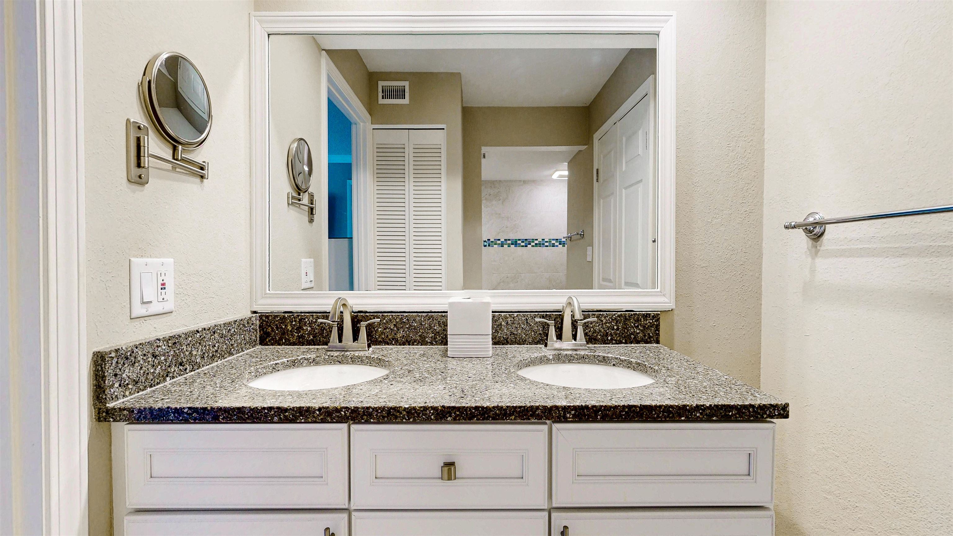 Image 23 of 44 For 302 Aegean Vista Way