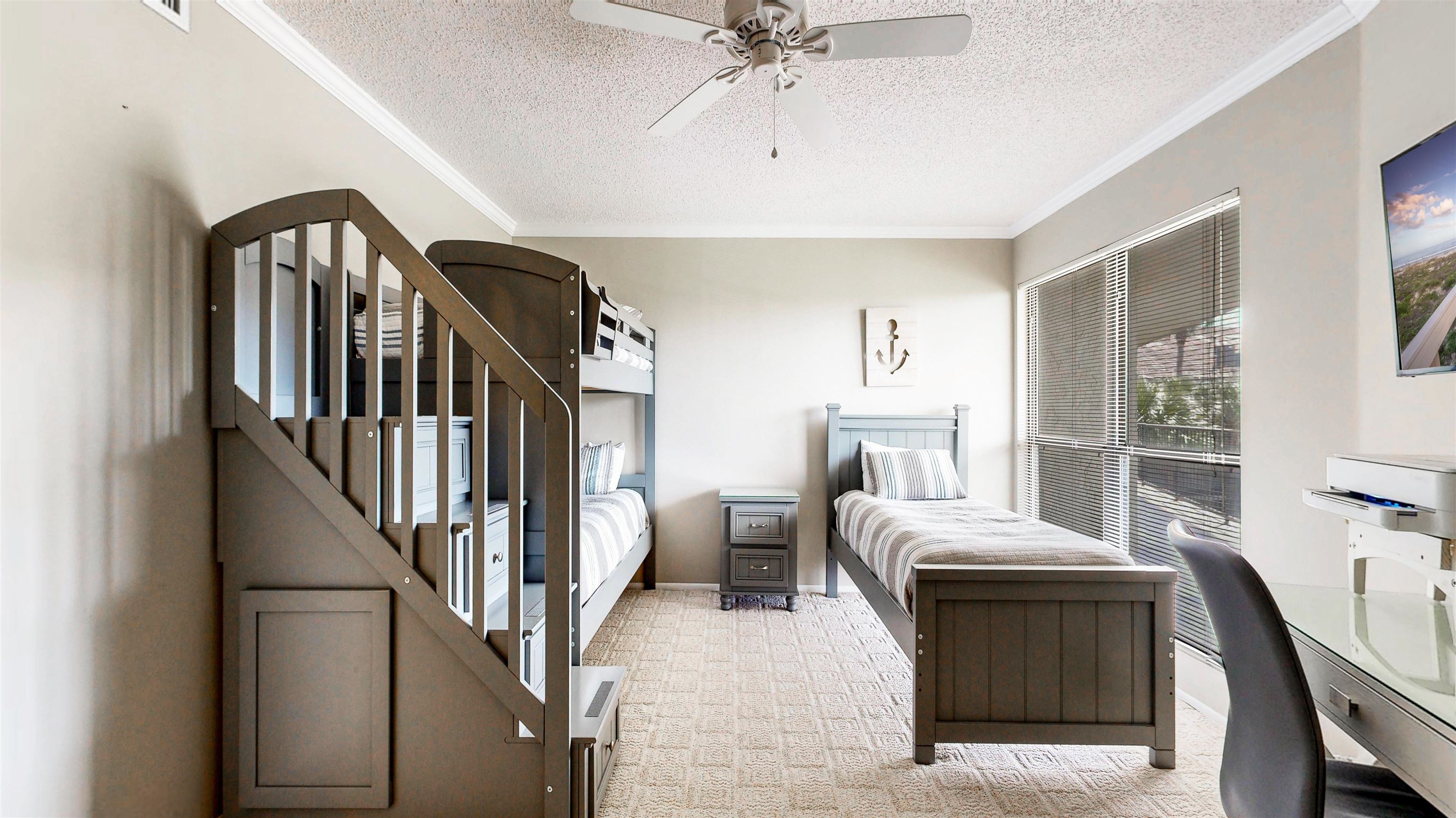 Image 27 of 44 For 302 Aegean Vista Way