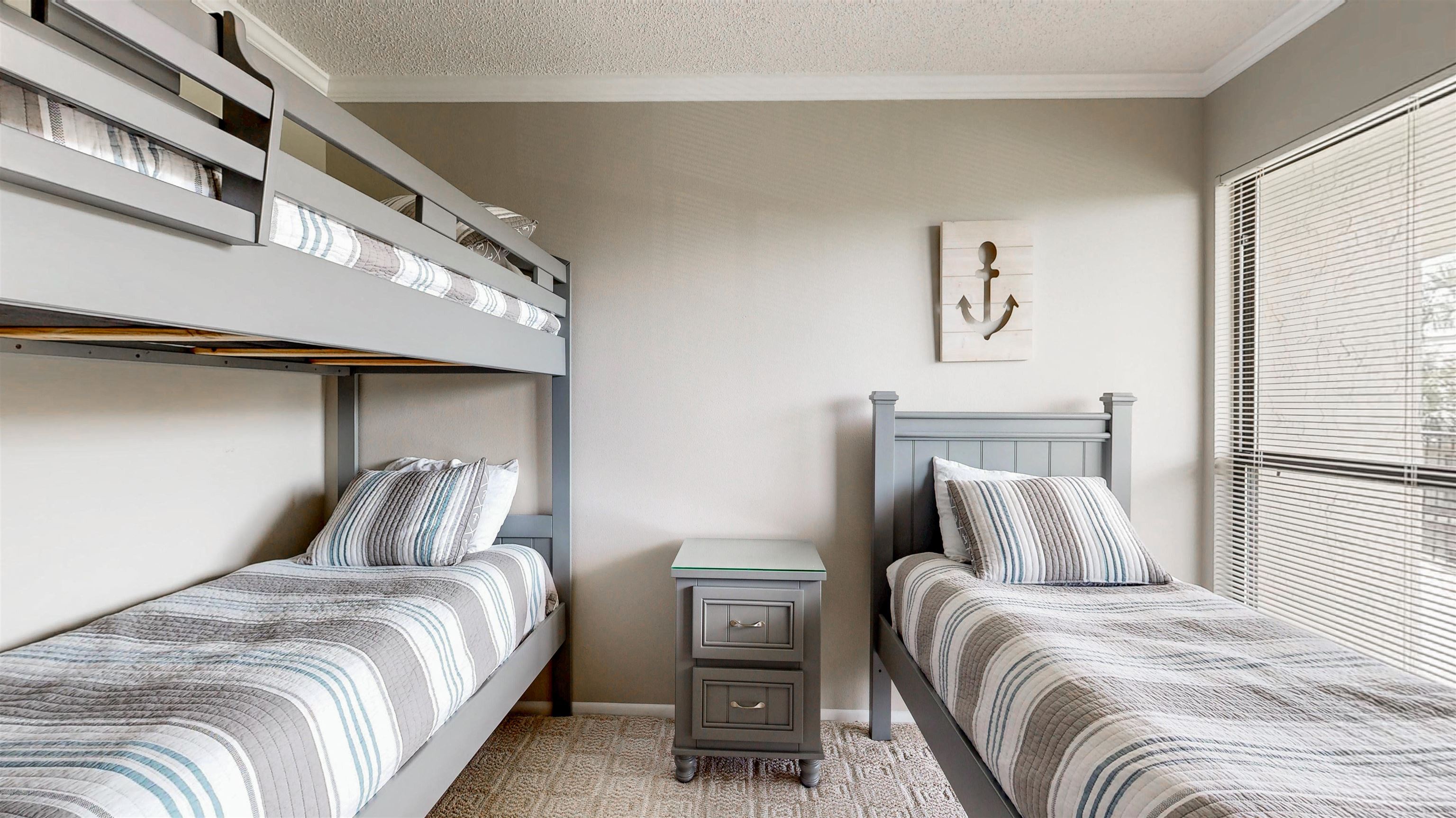 Image 28 of 44 For 302 Aegean Vista Way