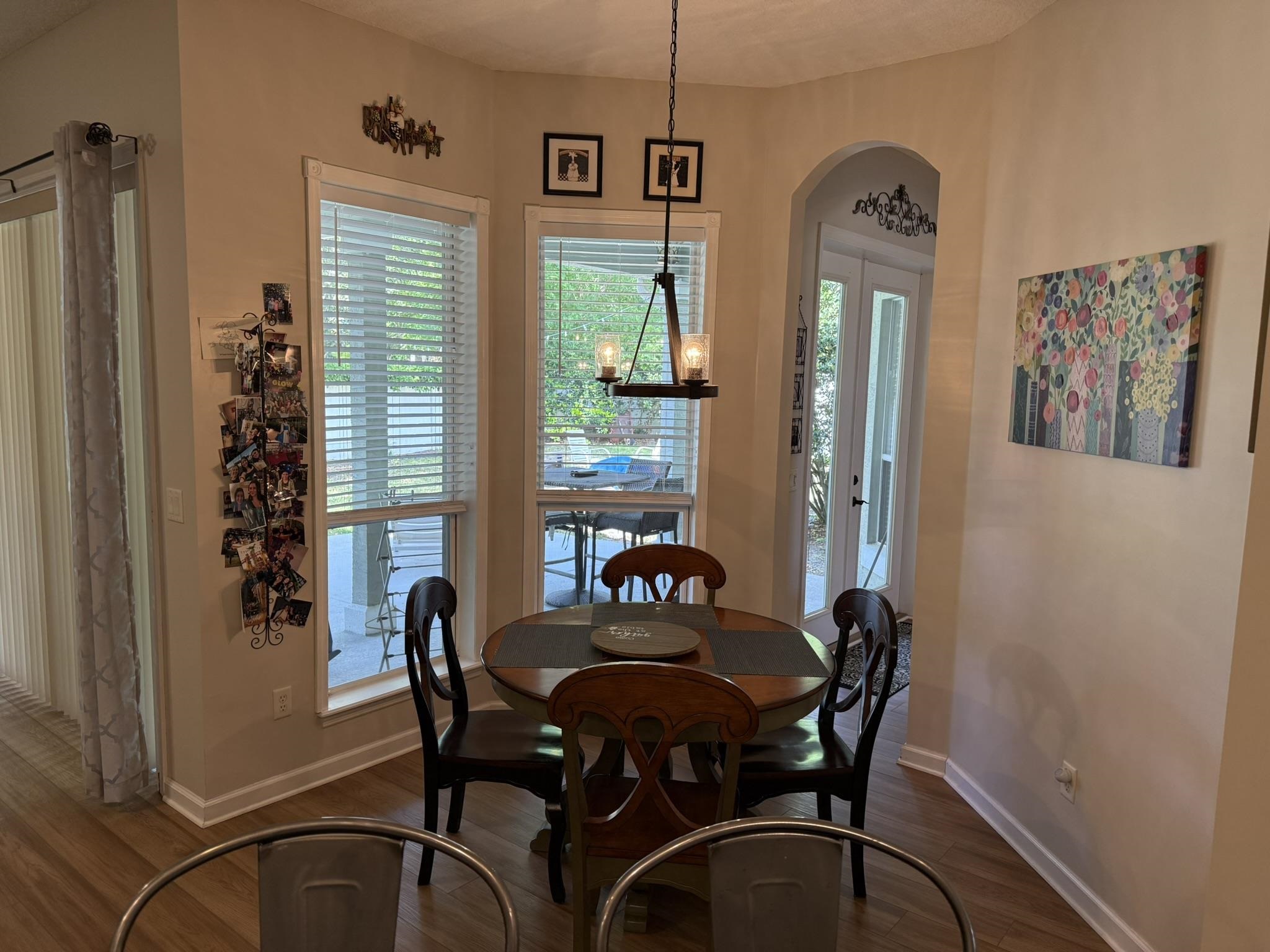 Image 11 of 35 For 356 Palmas Cir