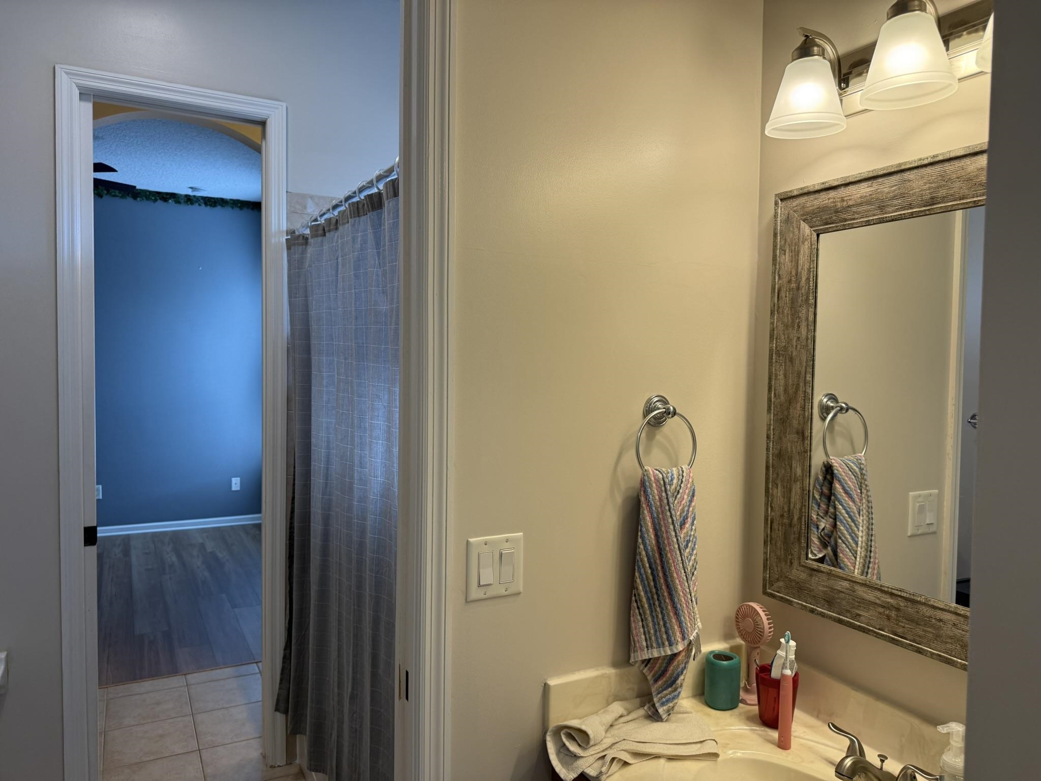 Image 23 of 35 For 356 Palmas Cir